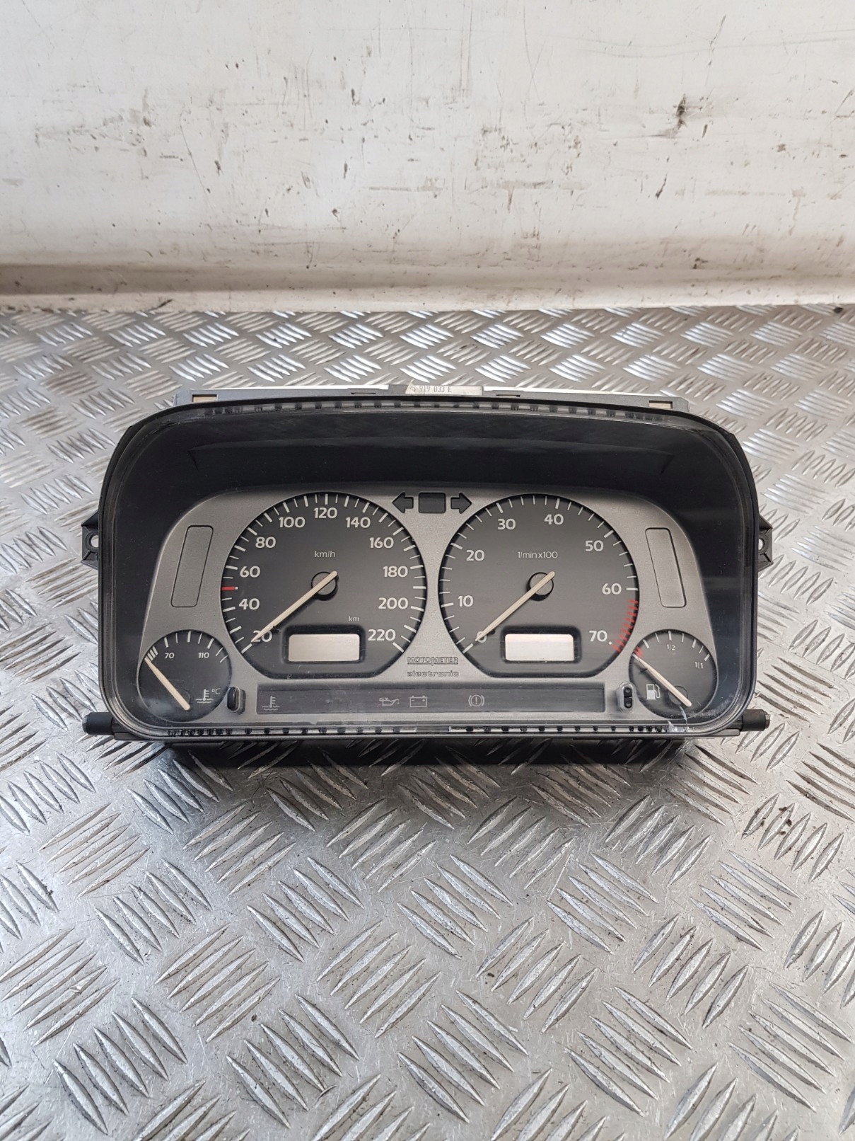 dials 1H5919033E VW VENTO 1.8B 92R