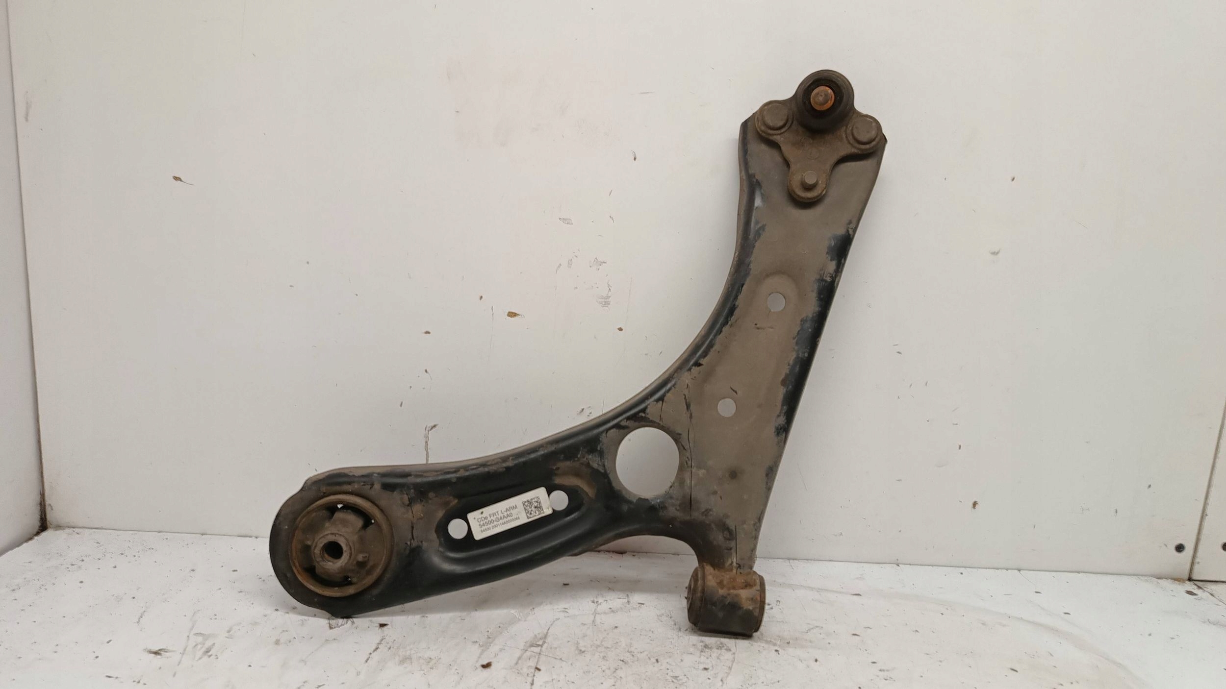 HYUNDAI I30 III CEED III arm left front 54500-G4AA0 2017