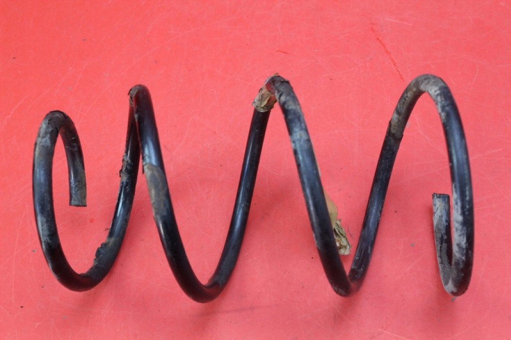 spring front front TOYOTA COROLLA VERSO 1 and 1.6 VVTI 110 KM 01-04
