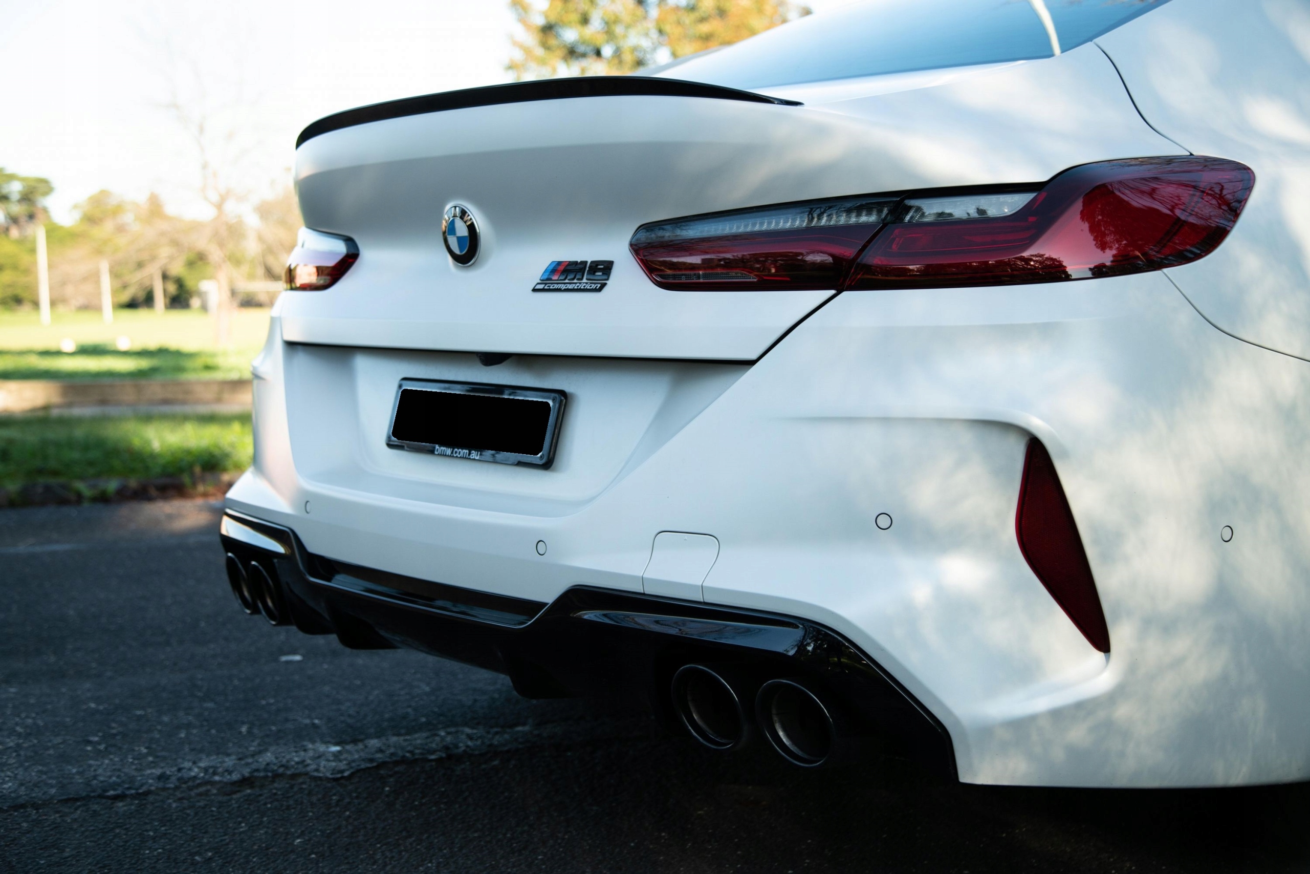 FOLIA BIAŁY MAT 2m x 152cm BIAŁA MATOWA SAMOCHODOWA SAMOPRZYLEPNA OKLEINA Kod producenta 215700