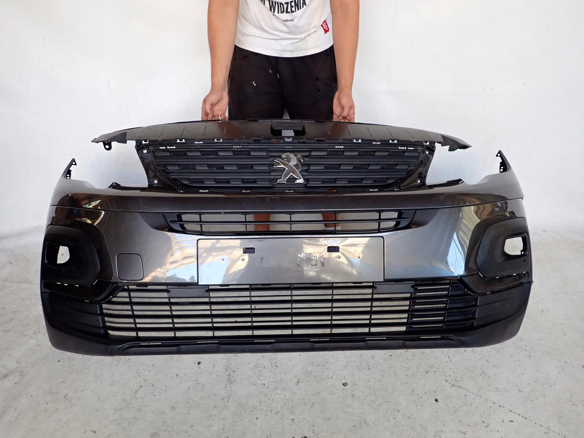 PEUGEOT RIFTER 18-23 bumper front front