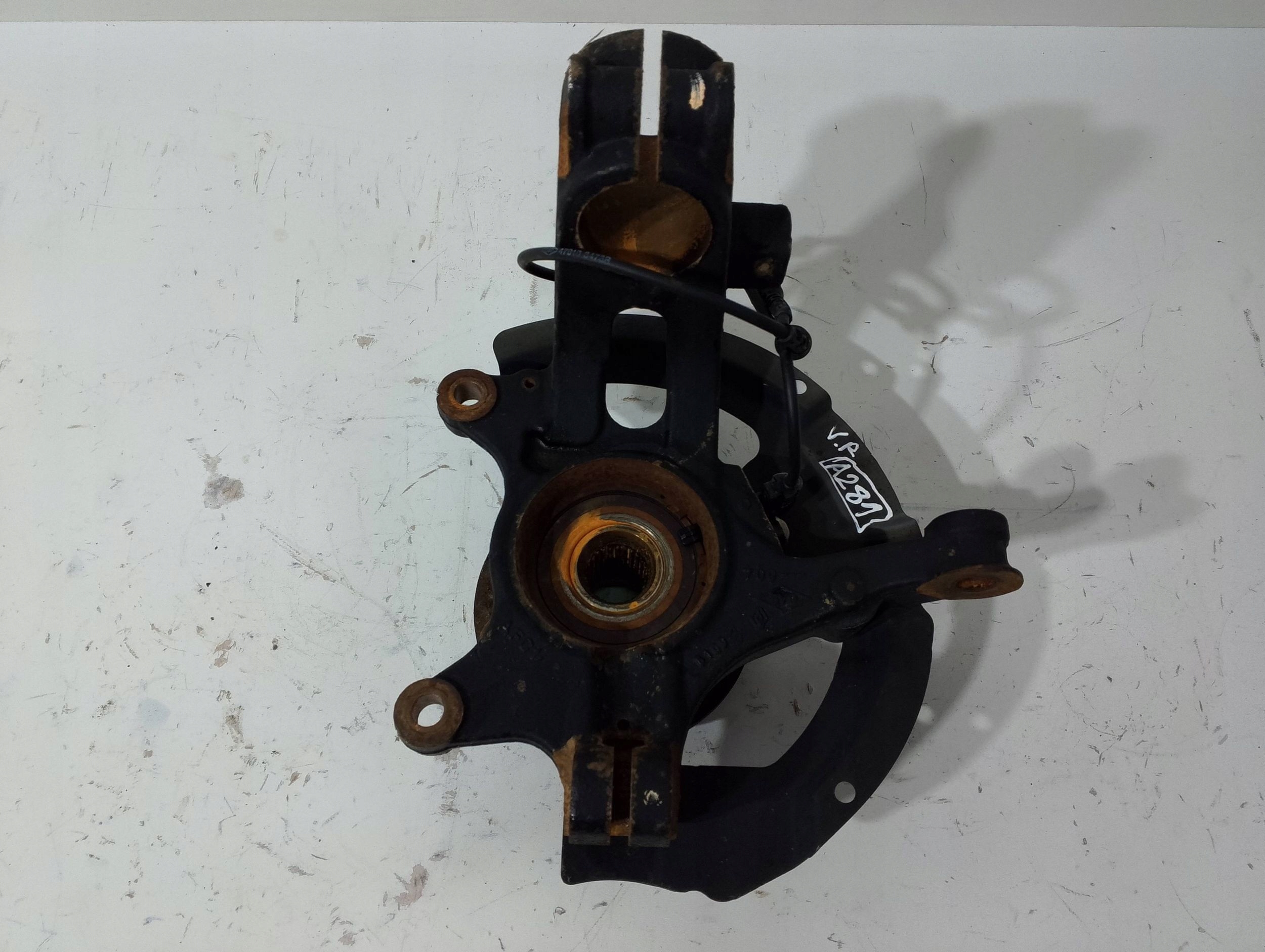 Renault Megane IV 1,5DCI swing front right (A281)