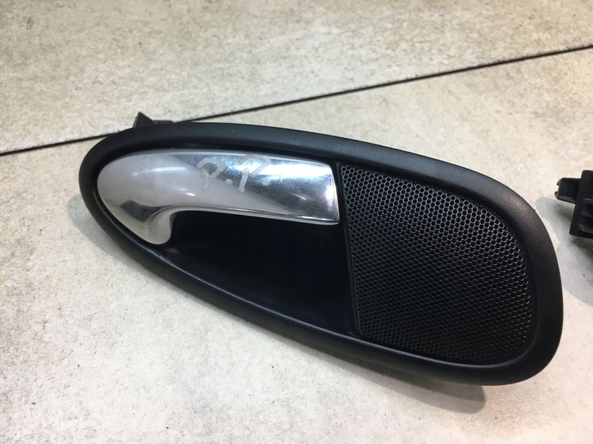 handle inner right SEAT TOLEDO III 5P0837114