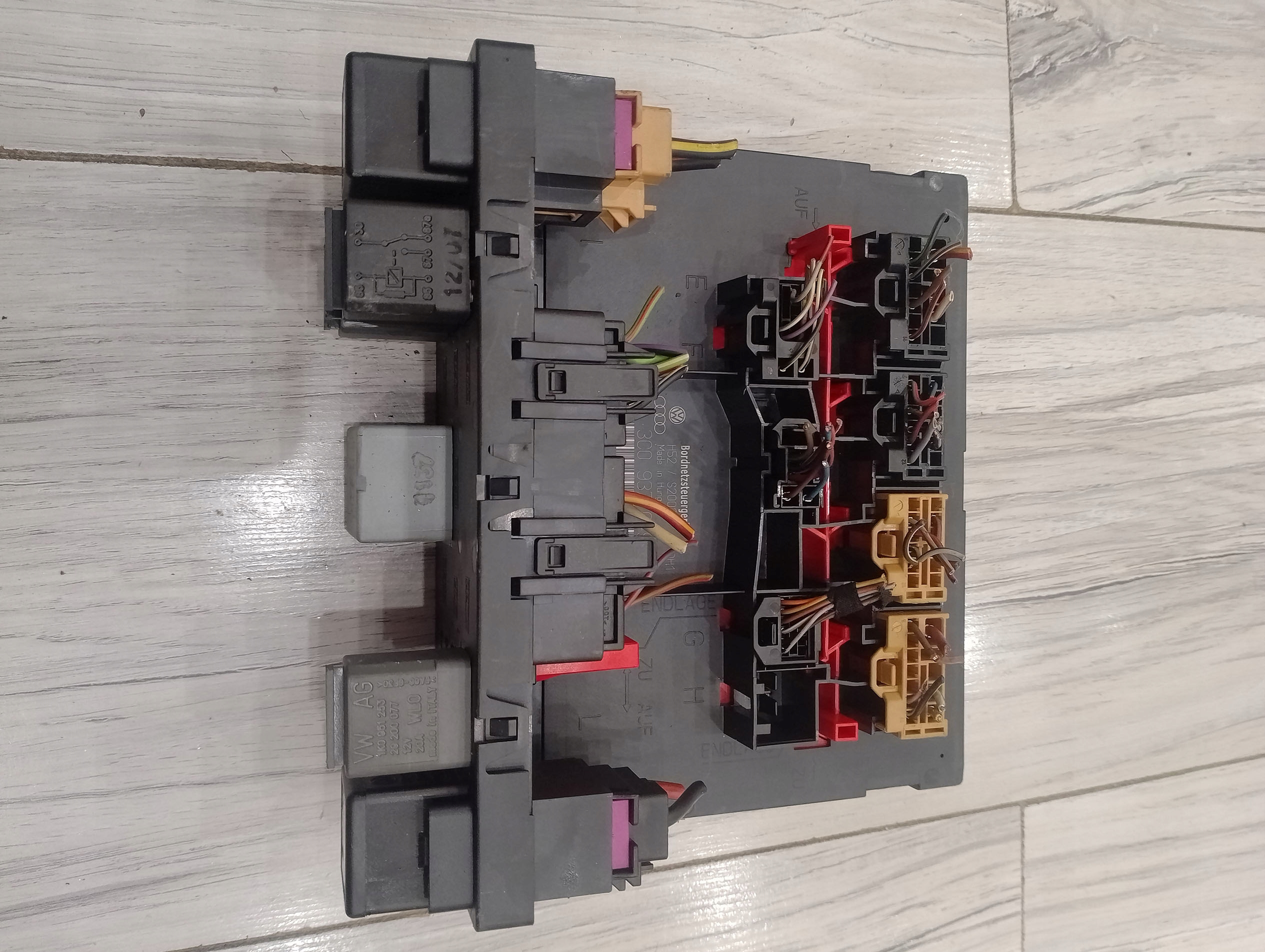 SKRZYNKA MODUŁ BORDENTZ VW PASSAT B6 3C0937049AE