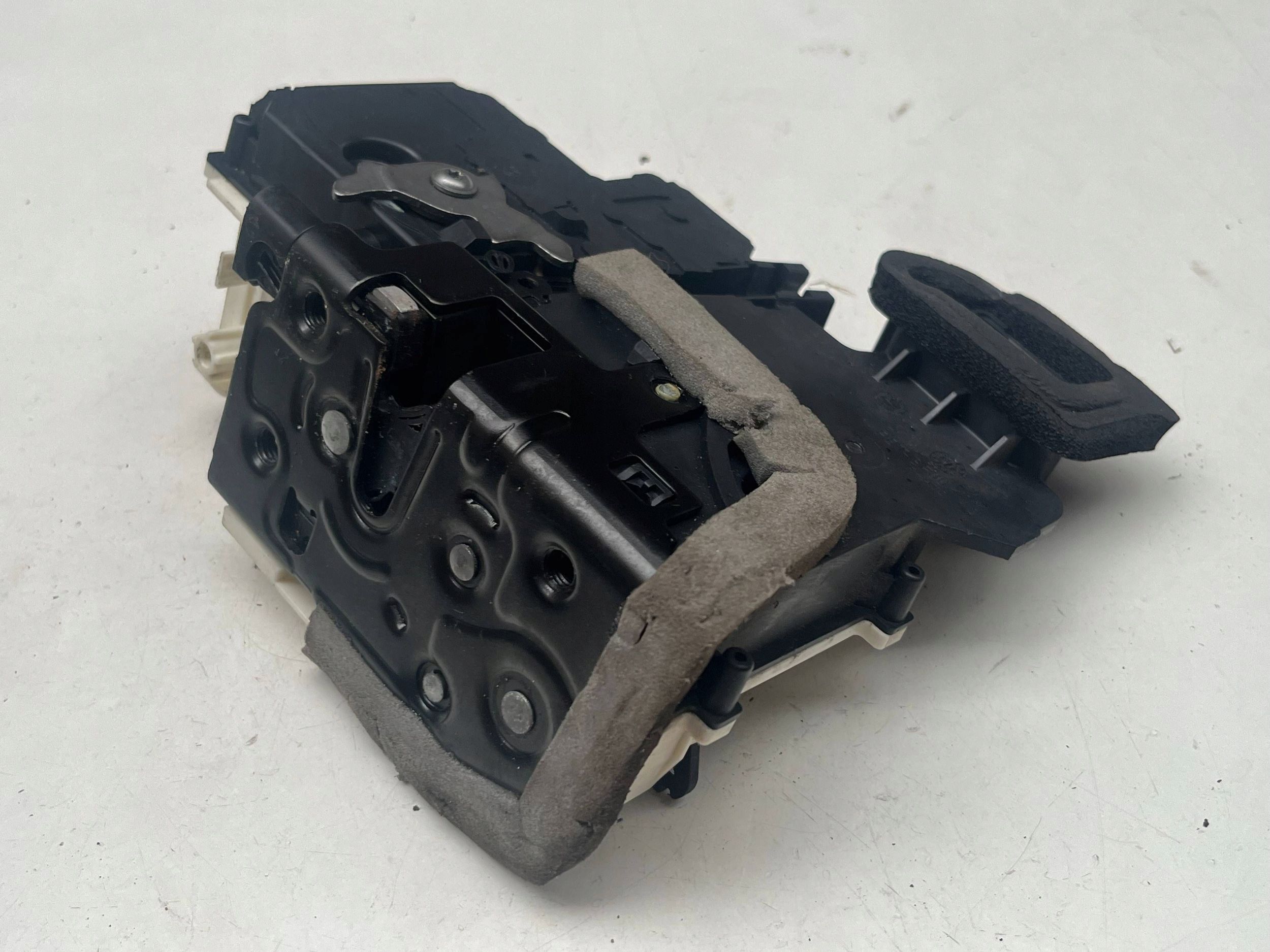 AUDI A7 A6 C8 lock door right rear part 4K0839016P @M
