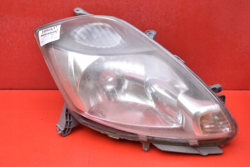 REFLEKTOR right light front EU SUBARU JUSTY 4 IV 07-11