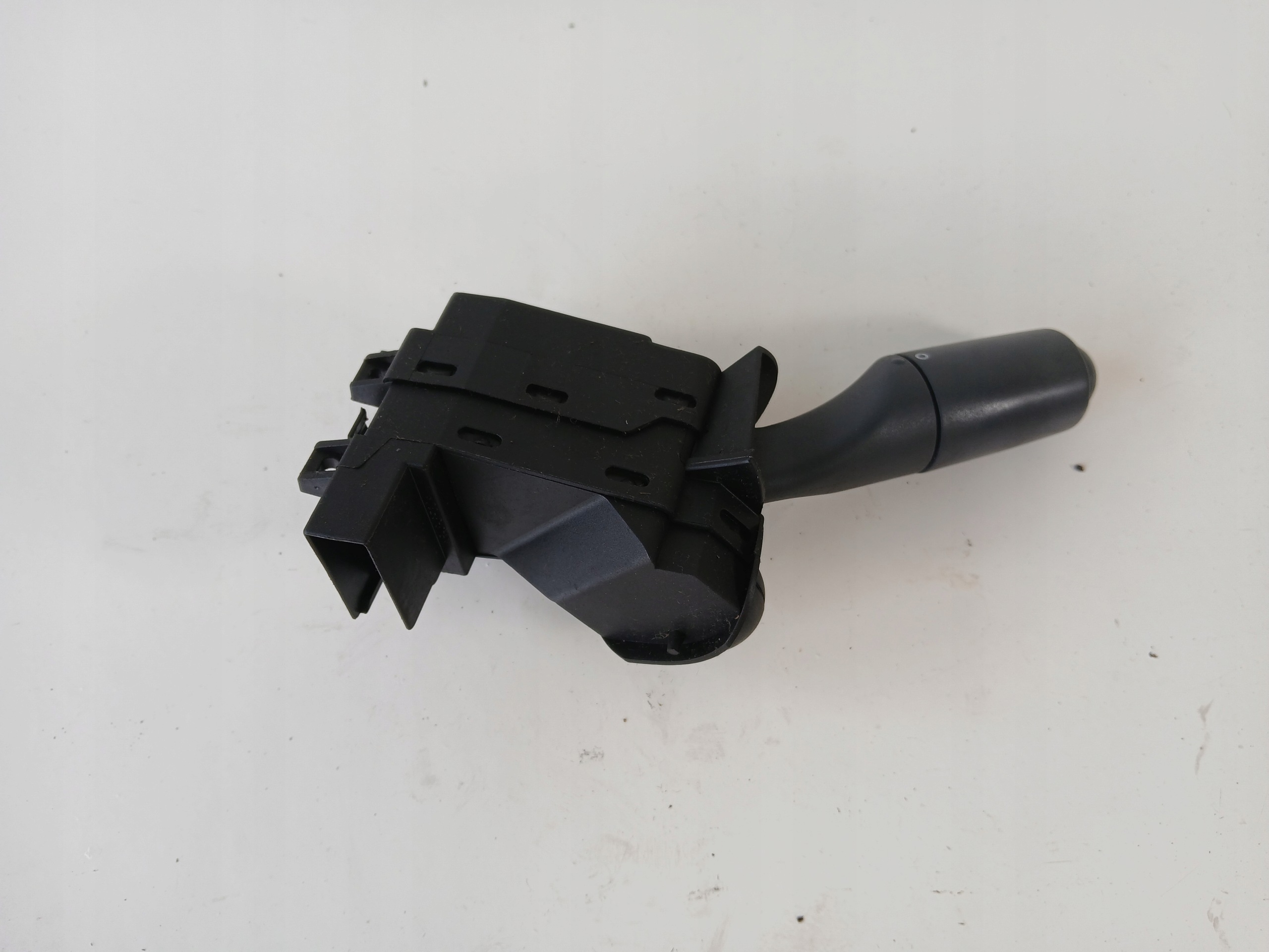 SMART FORTWO MANETKA Bouton Indicateurs de direction A4505450510