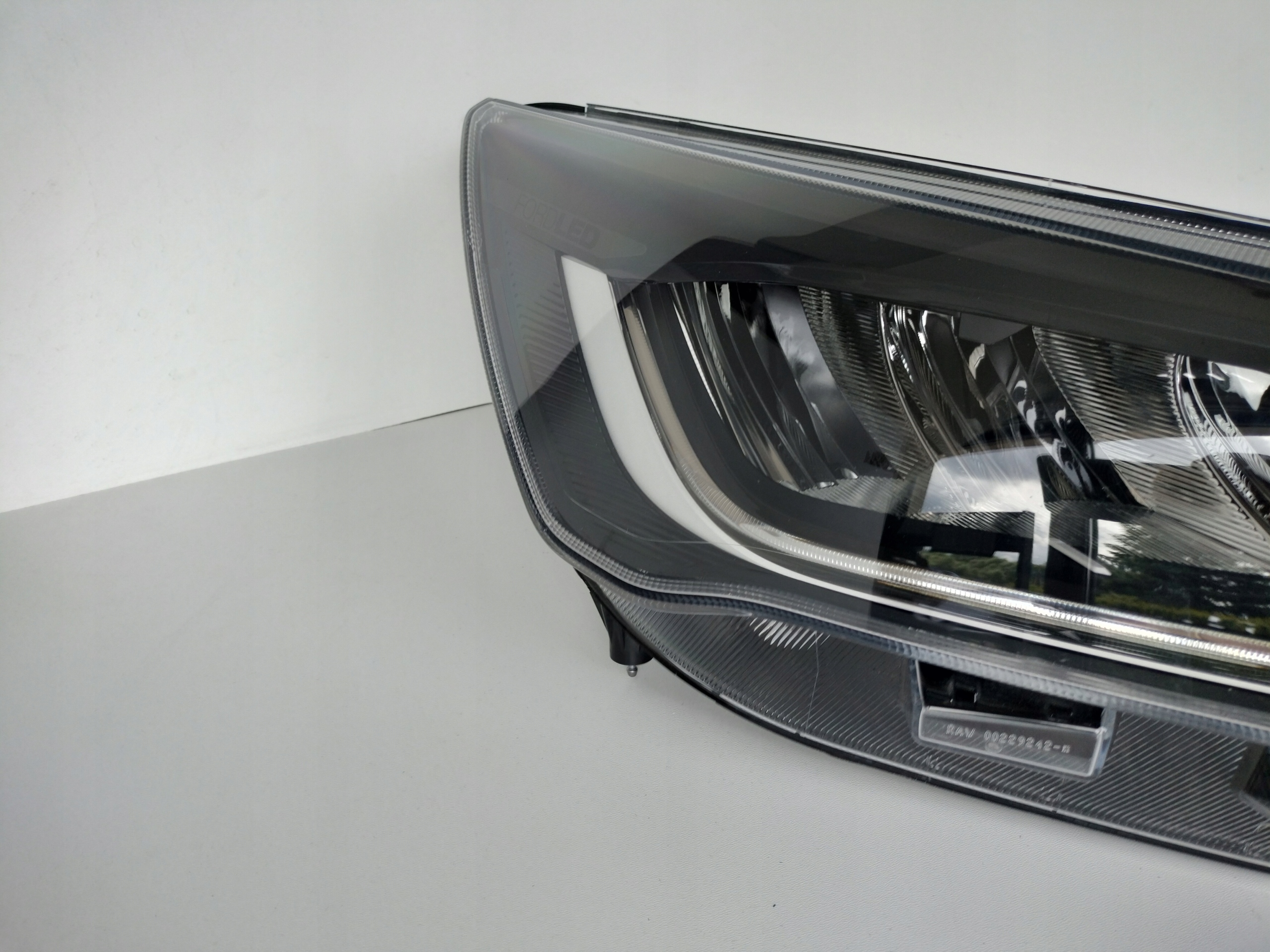 light right REFLEKTOR FORD FOCUS MK4 22- LIFT FULL LED