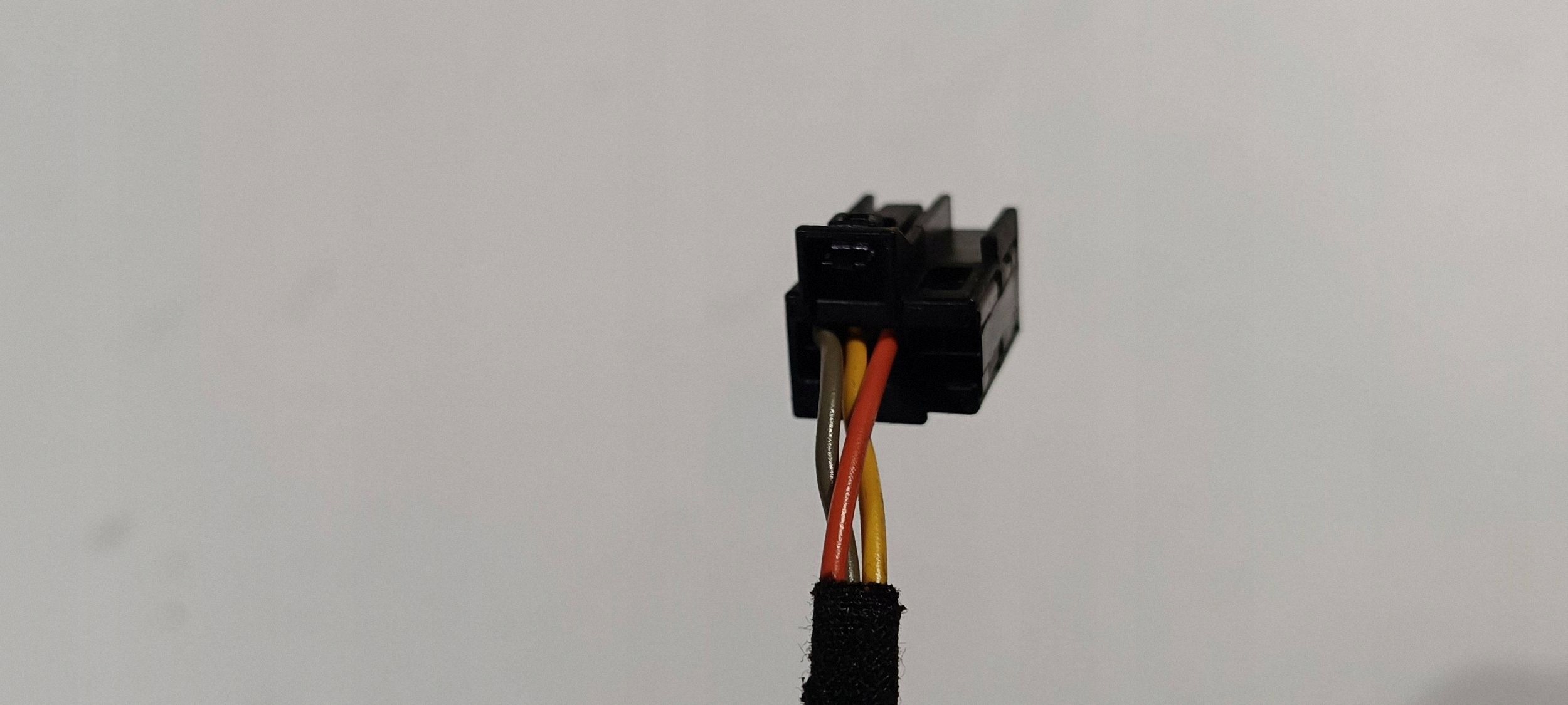 mirror side right electrics exterior 3 pin Dodge Charger 2015