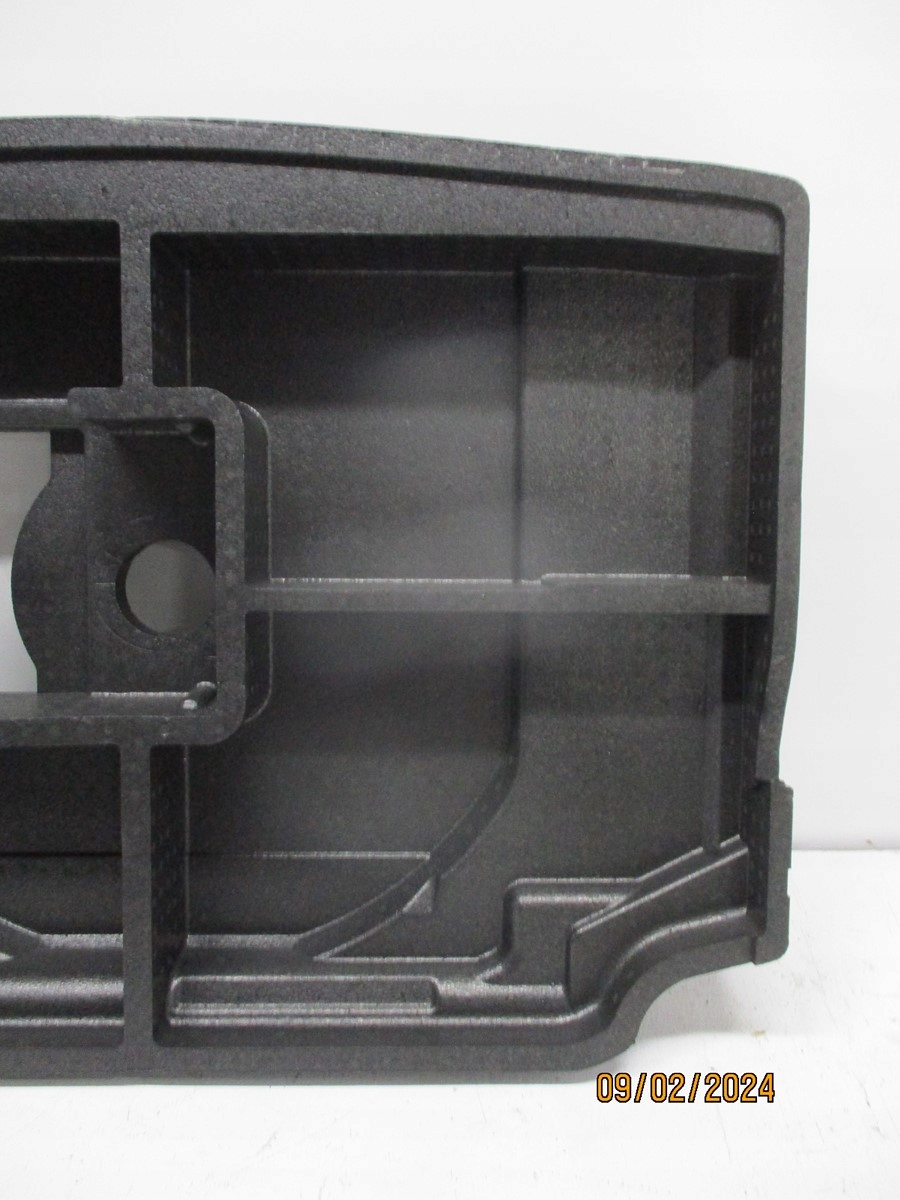 boot floor well OPEL ASTRA 6 L 9835405680