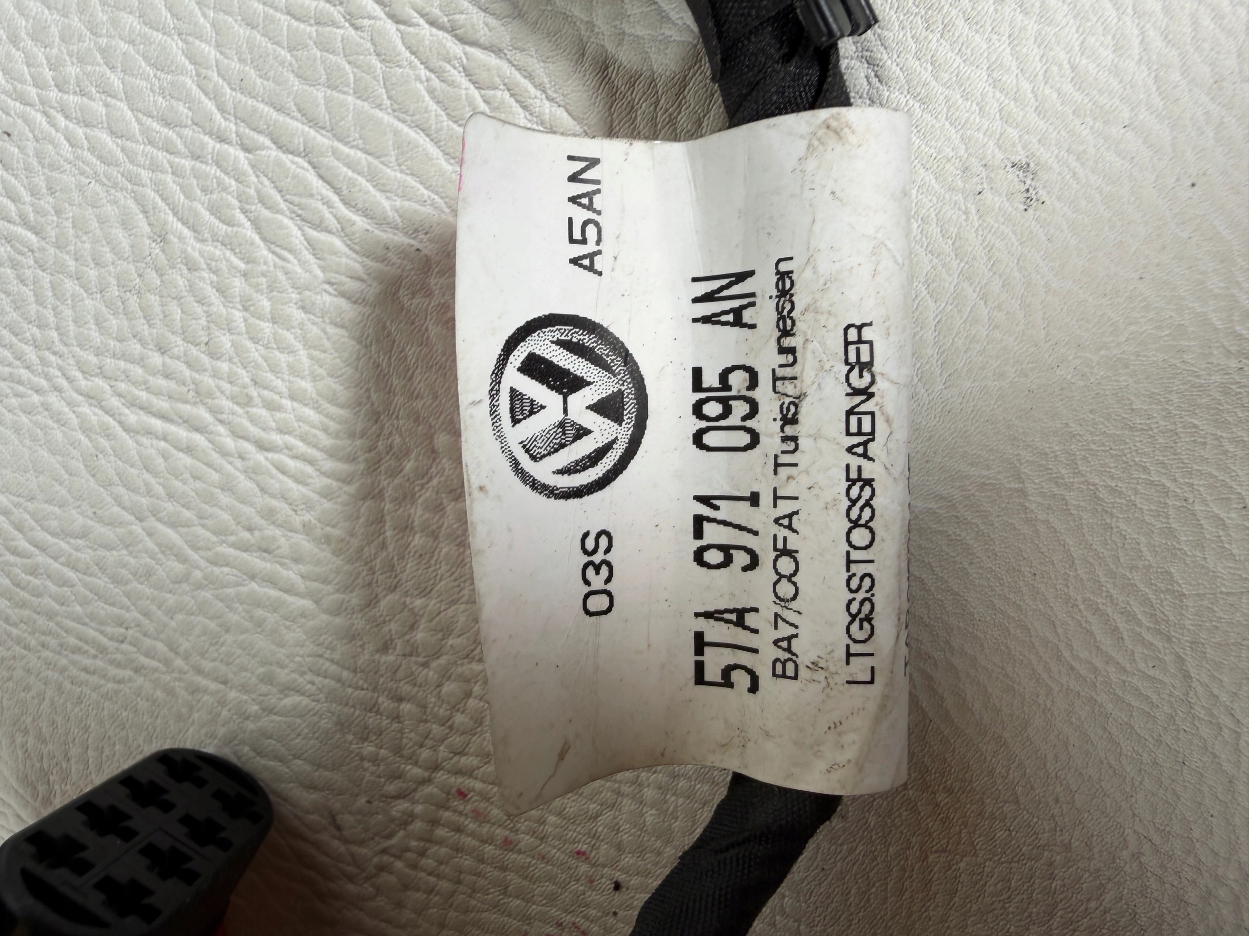 VW TOURAN 5T bundle of a bumper front 5TA971095AN CALA