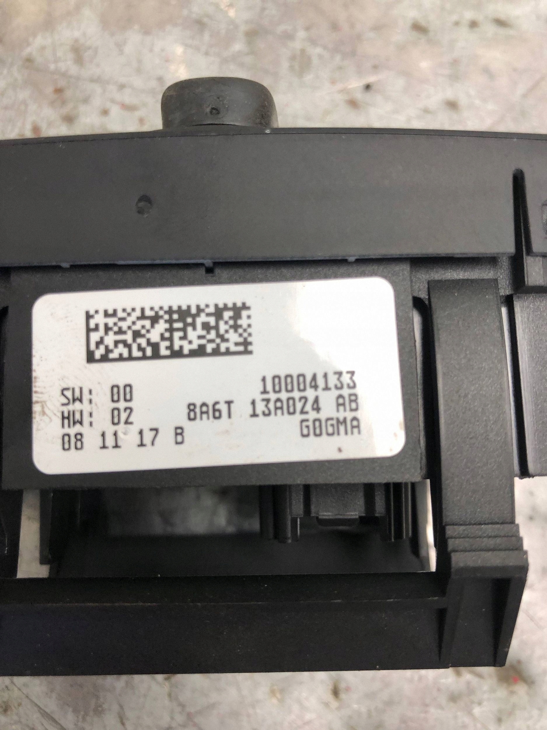 switch light switch FORD FIESTA MK7 8A6T-13A024-AB