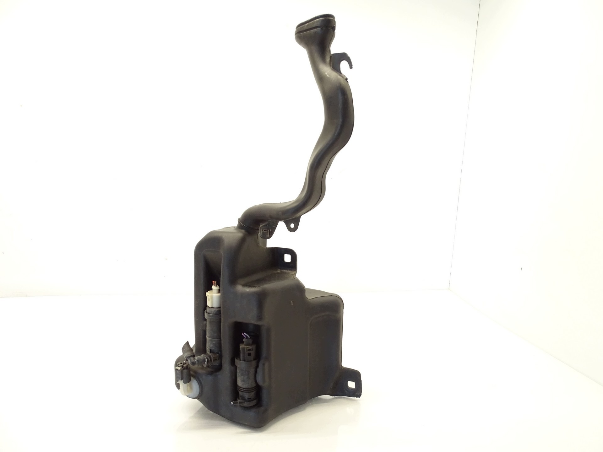 washer fluid tank pump MERCEDES A-class W176 A2468690120