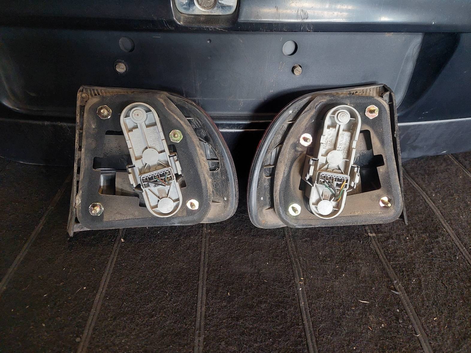 trunk door boot + lights VOLVO V40 and LIFT 347-22