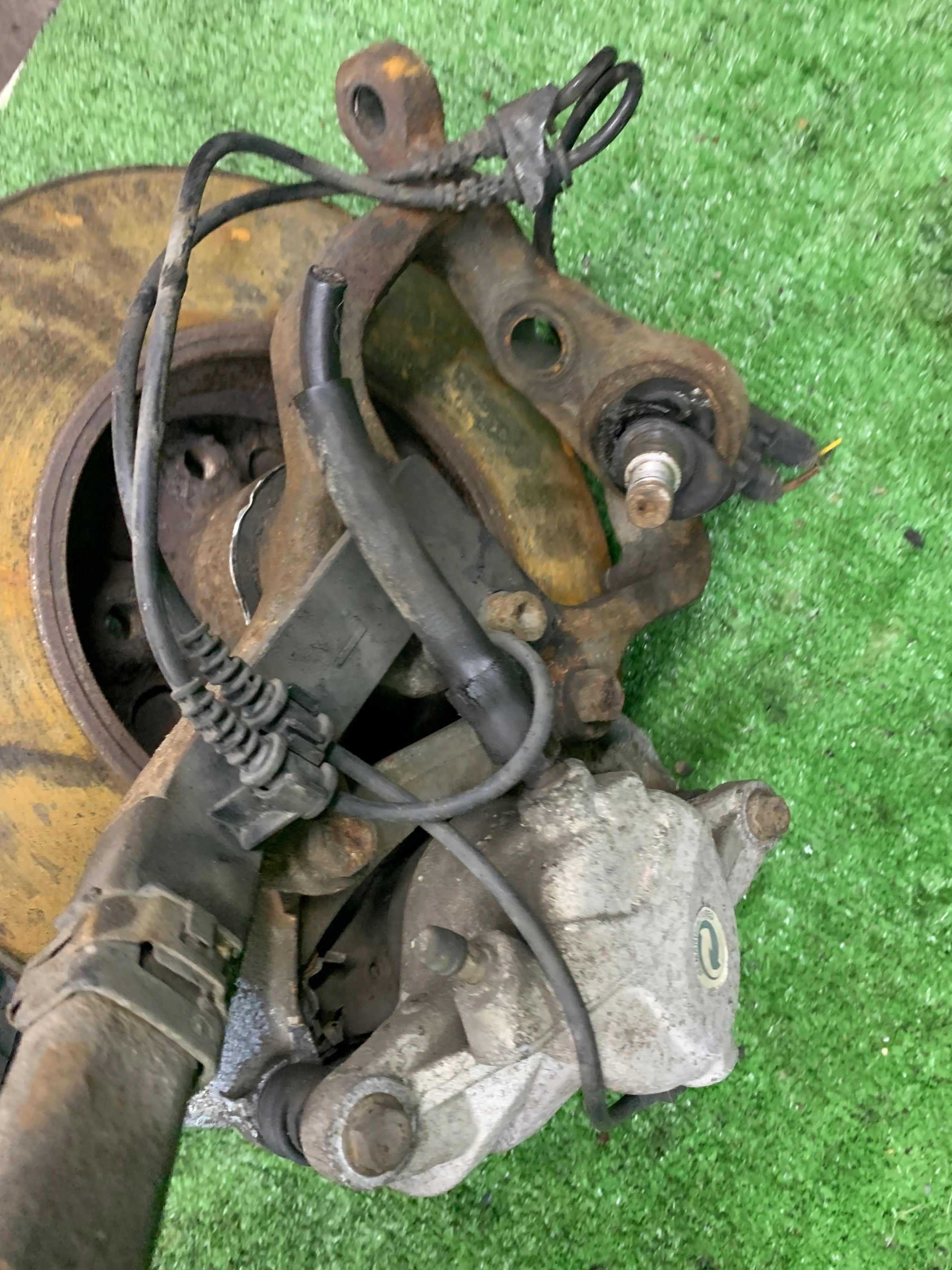 swing of the pivot left left front MERCEDES W211 W219 disc