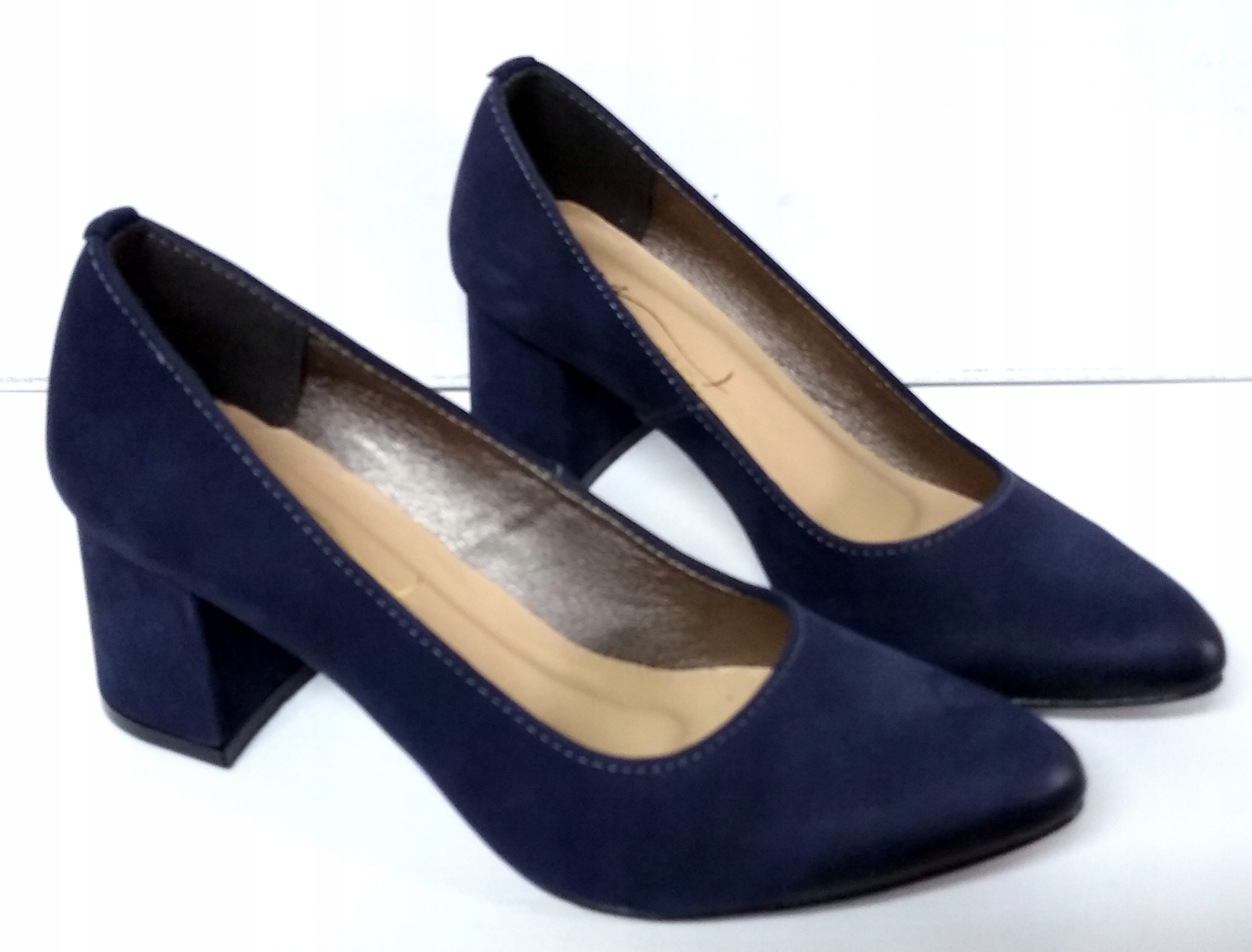 STYLOWE WYGODNE CZÓŁENKA SKÓRA NATURALNA UNI-730