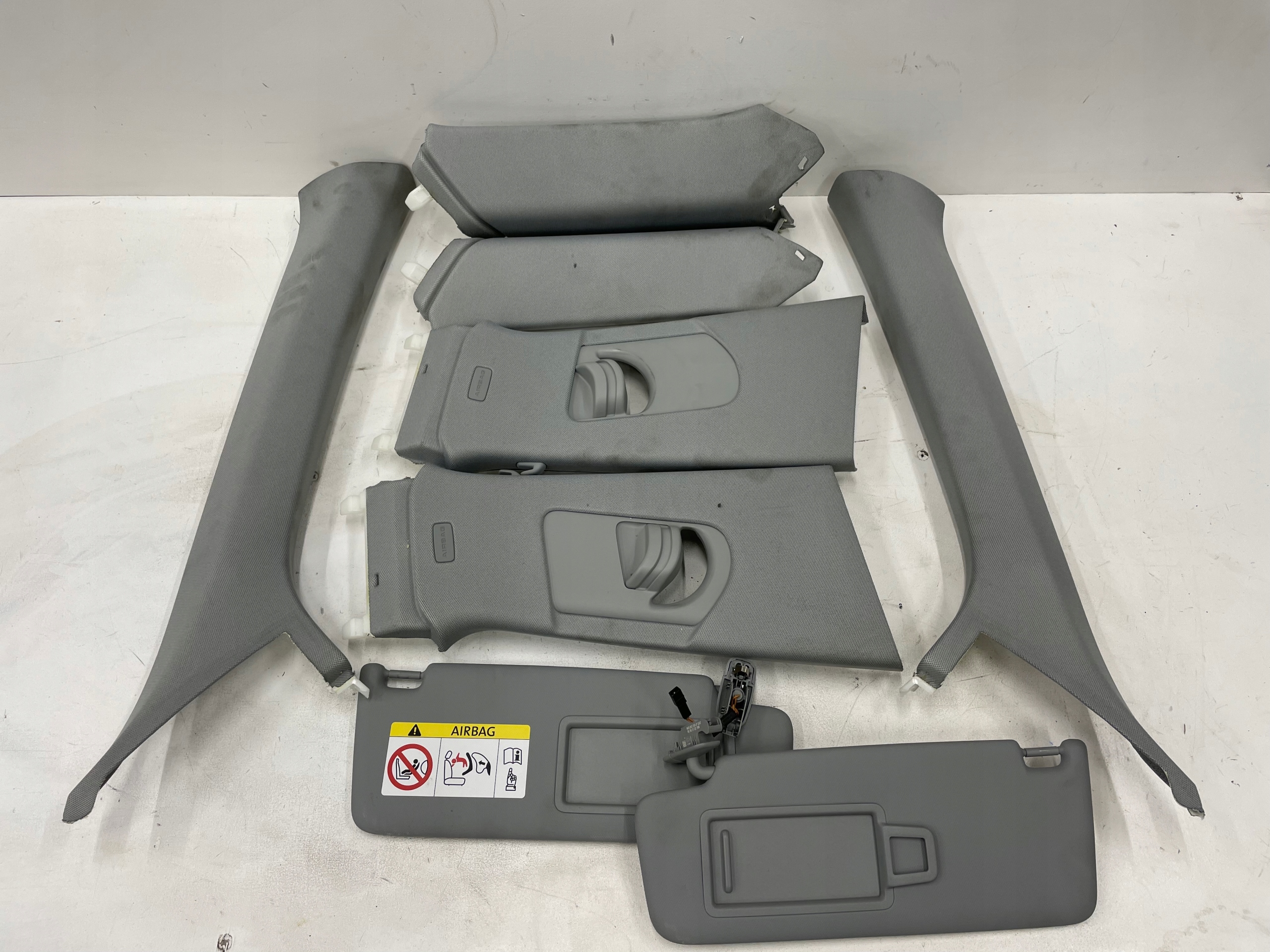 80A867233 80A867234 - Крышка отделка стойки Q5 80A полный комплект