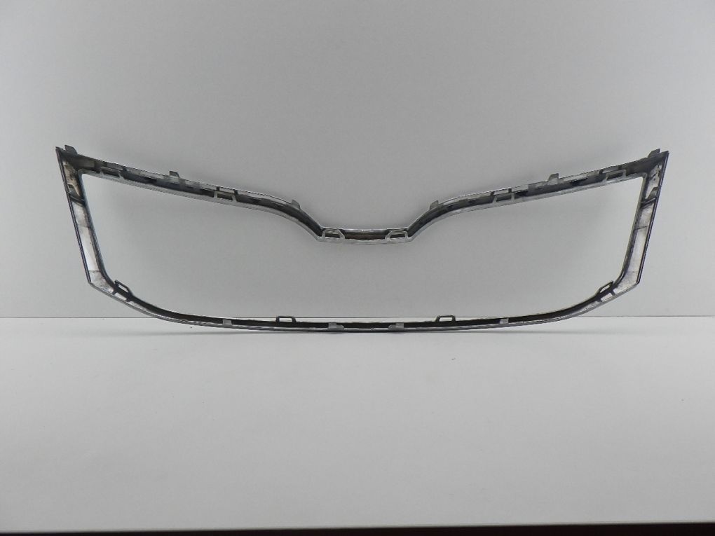 SKODA YETI LIFT 12- GRILLE