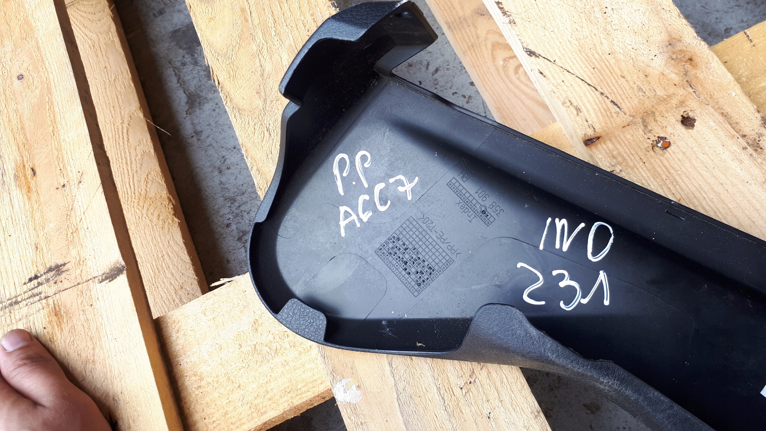 A6 C7 cover seat right front A4 B8 A7 4G A5