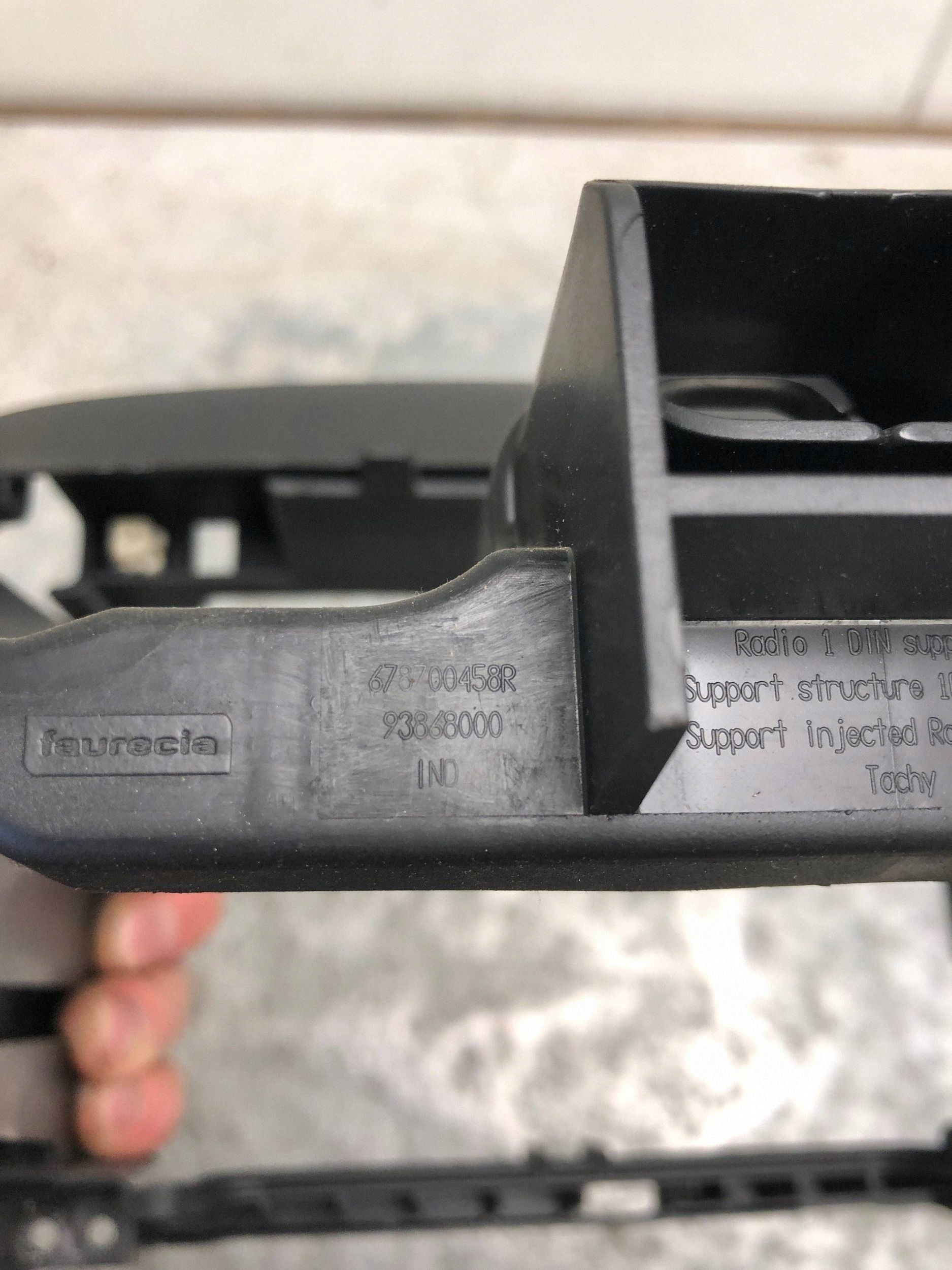 frame support holder RADIA RENAULT TRAFIC III 678700458R