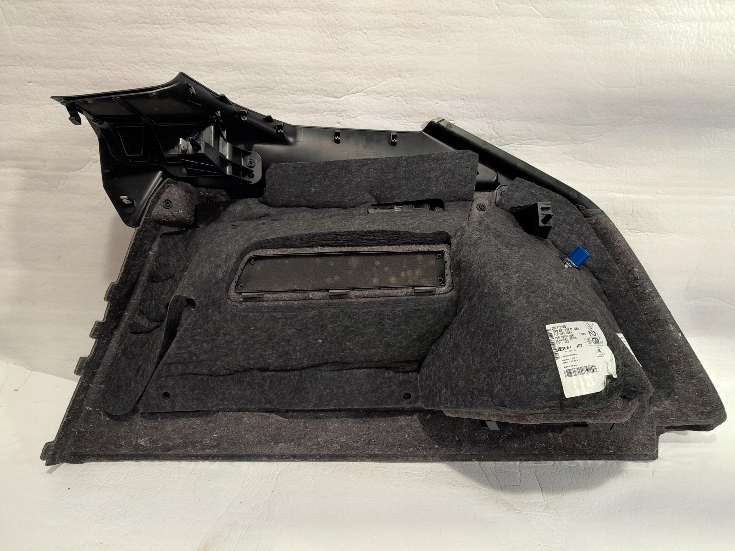 PORSCHE CAYENNE 9Y boot upholstery left 9Y0867037D