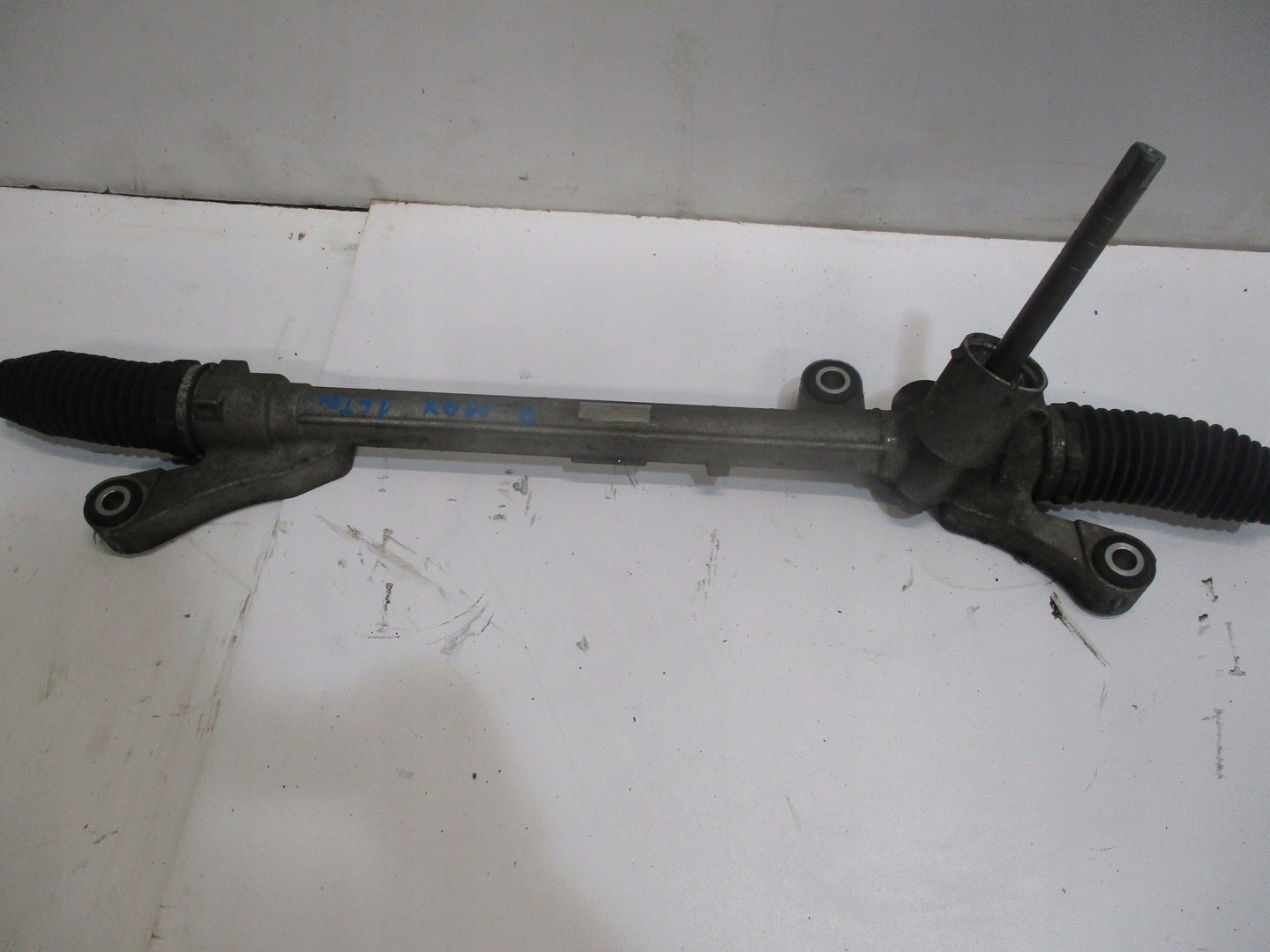BOÎTER DIRECTION FORD B MAX 1,6TDCI 16R