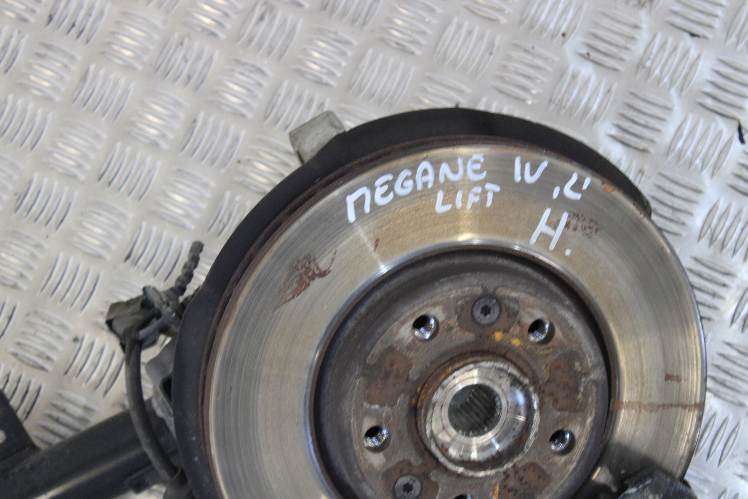 swing McPherson shock absorber left front RENAULT MEGANE IV 4 LIFT