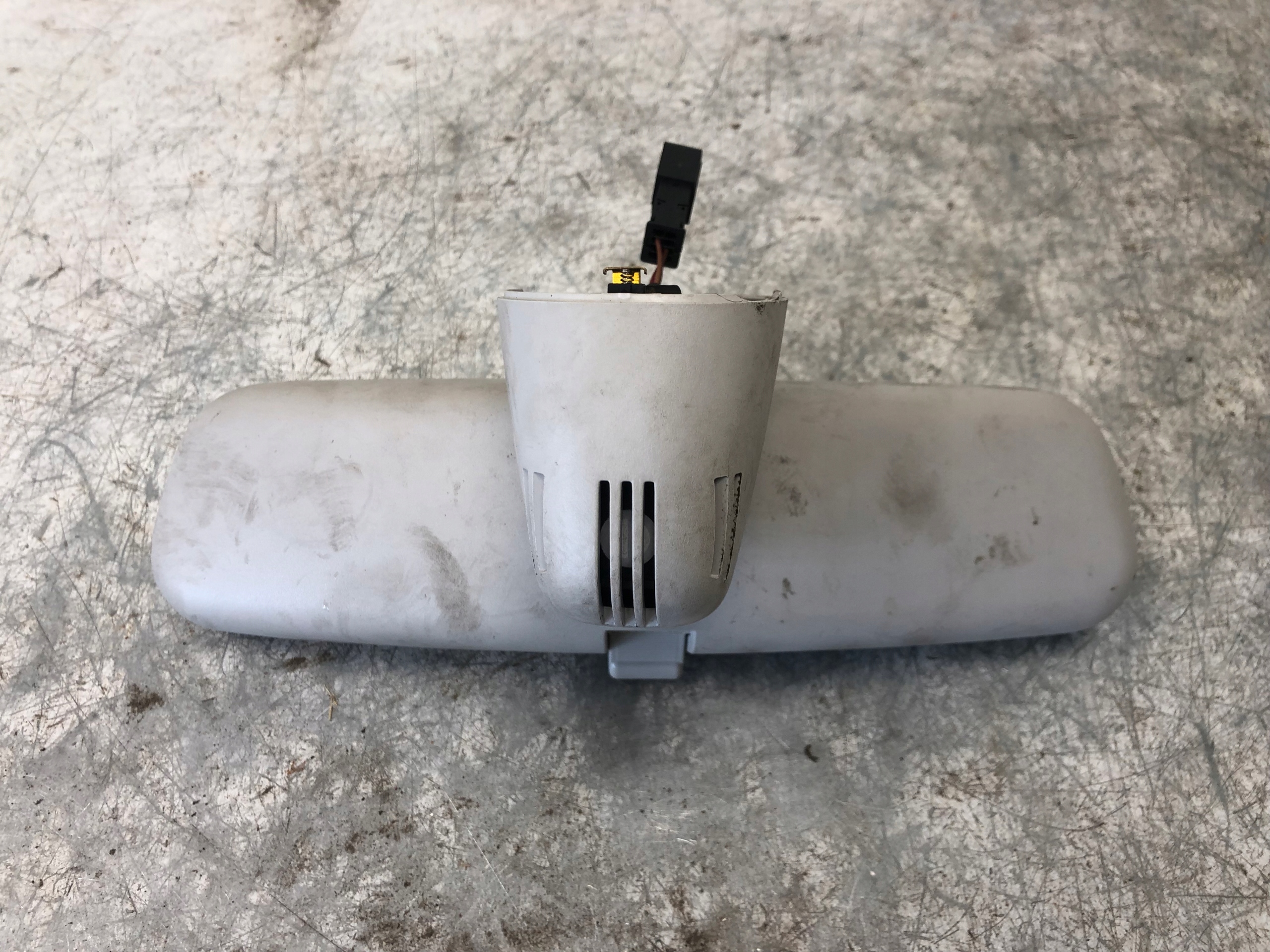 mirror inner 3 PIN AUDI A5 8T0857511