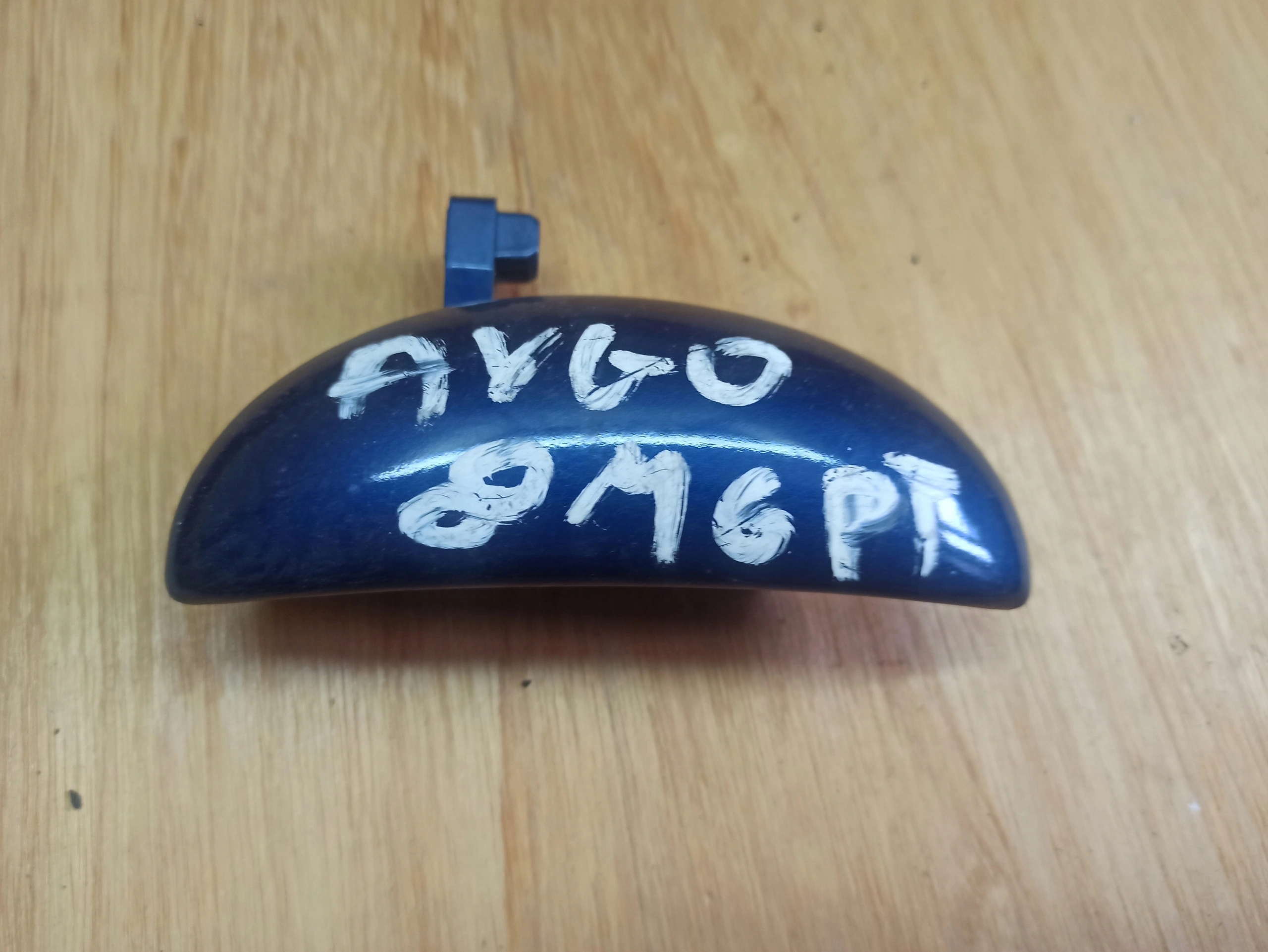 handle exterior TOYOTA AYGO 8M6 front or rear part