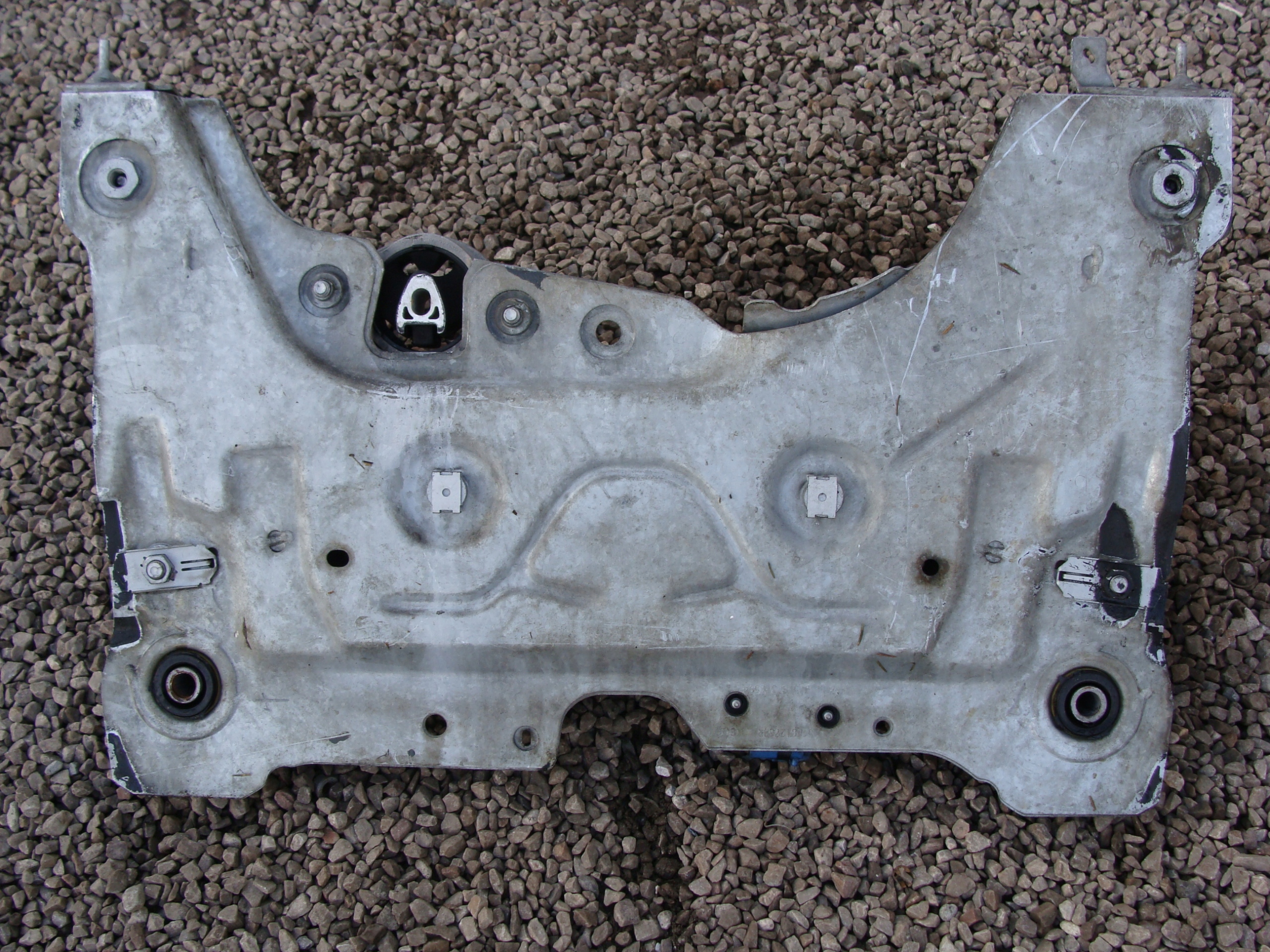 SANKI BELKA ZAWIESZENIA RENAULT LAGUNA III !!! Producent części Renault OE