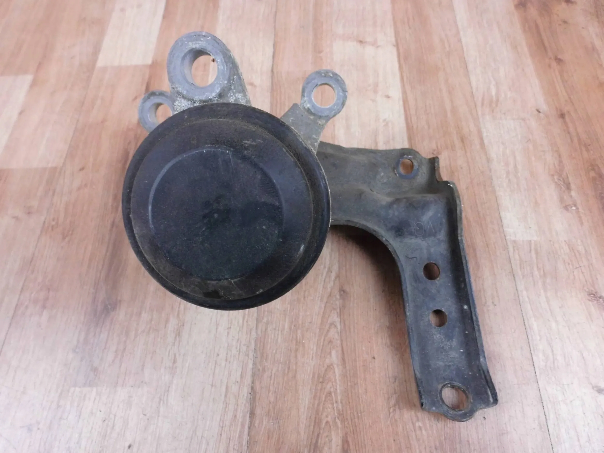 Nissan Murano 3.5 B console holder holder engine mount 11210-3KA0A