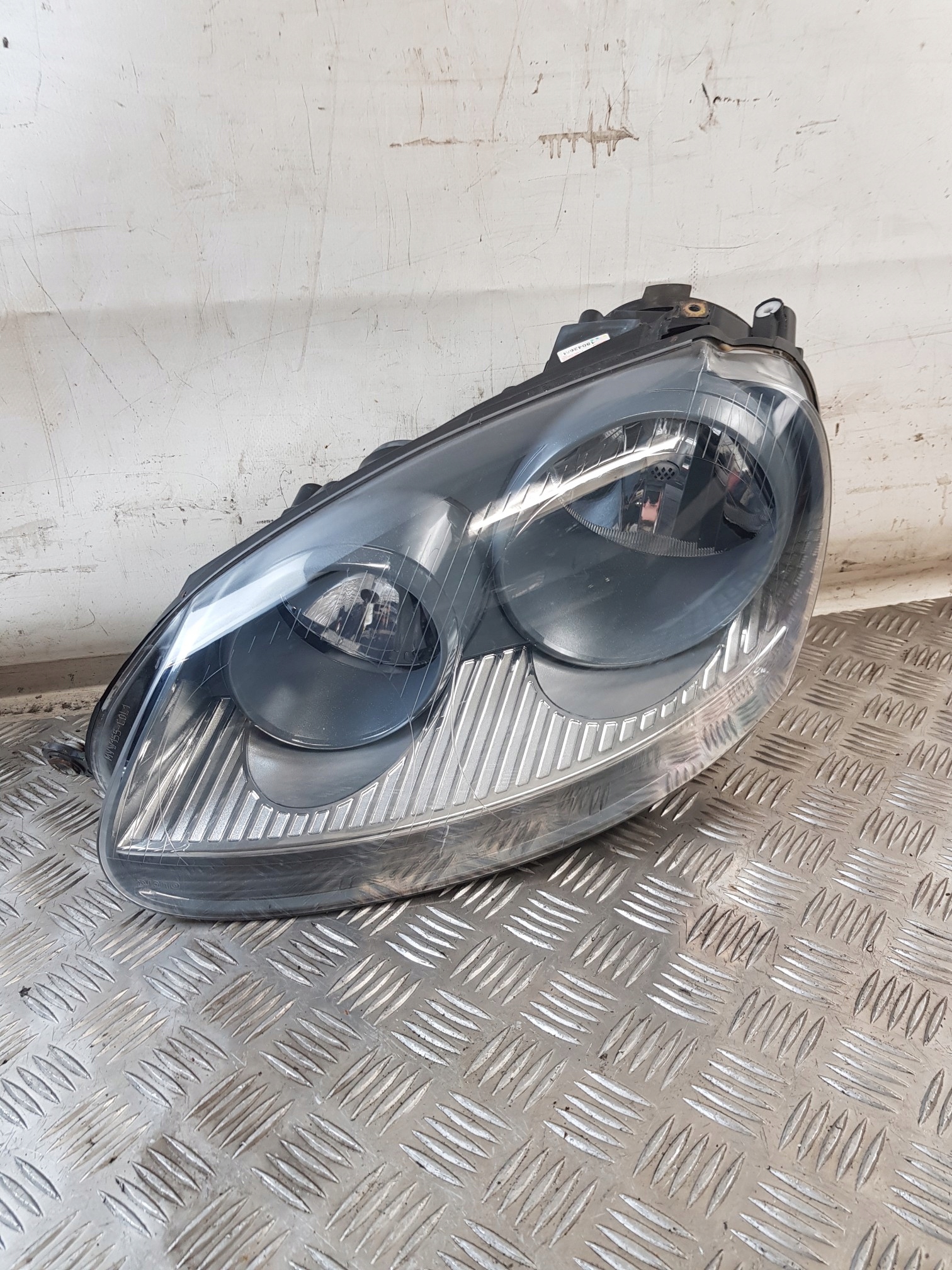 light left front VW GOLF V 04R- EUROPA