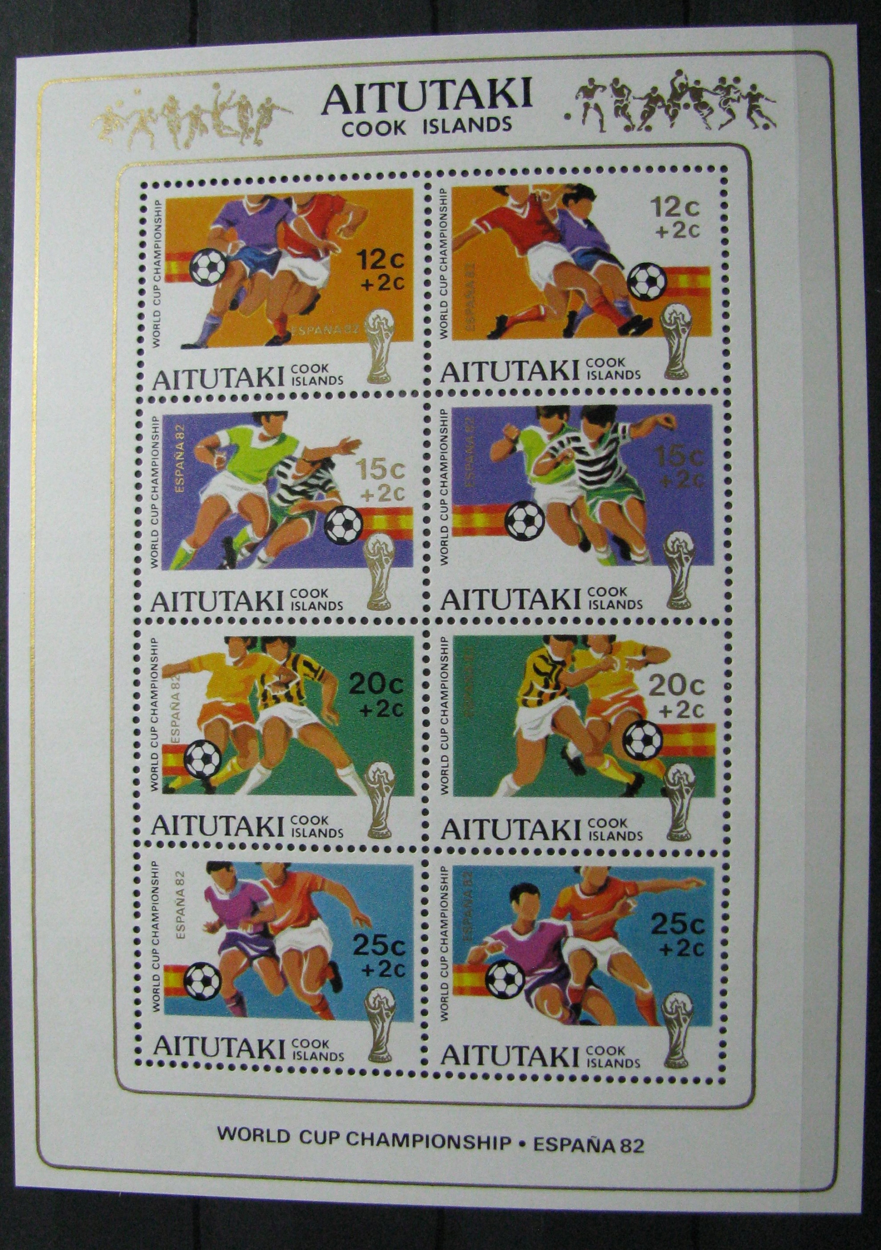 AITUTAKI - Mi blok 33 **