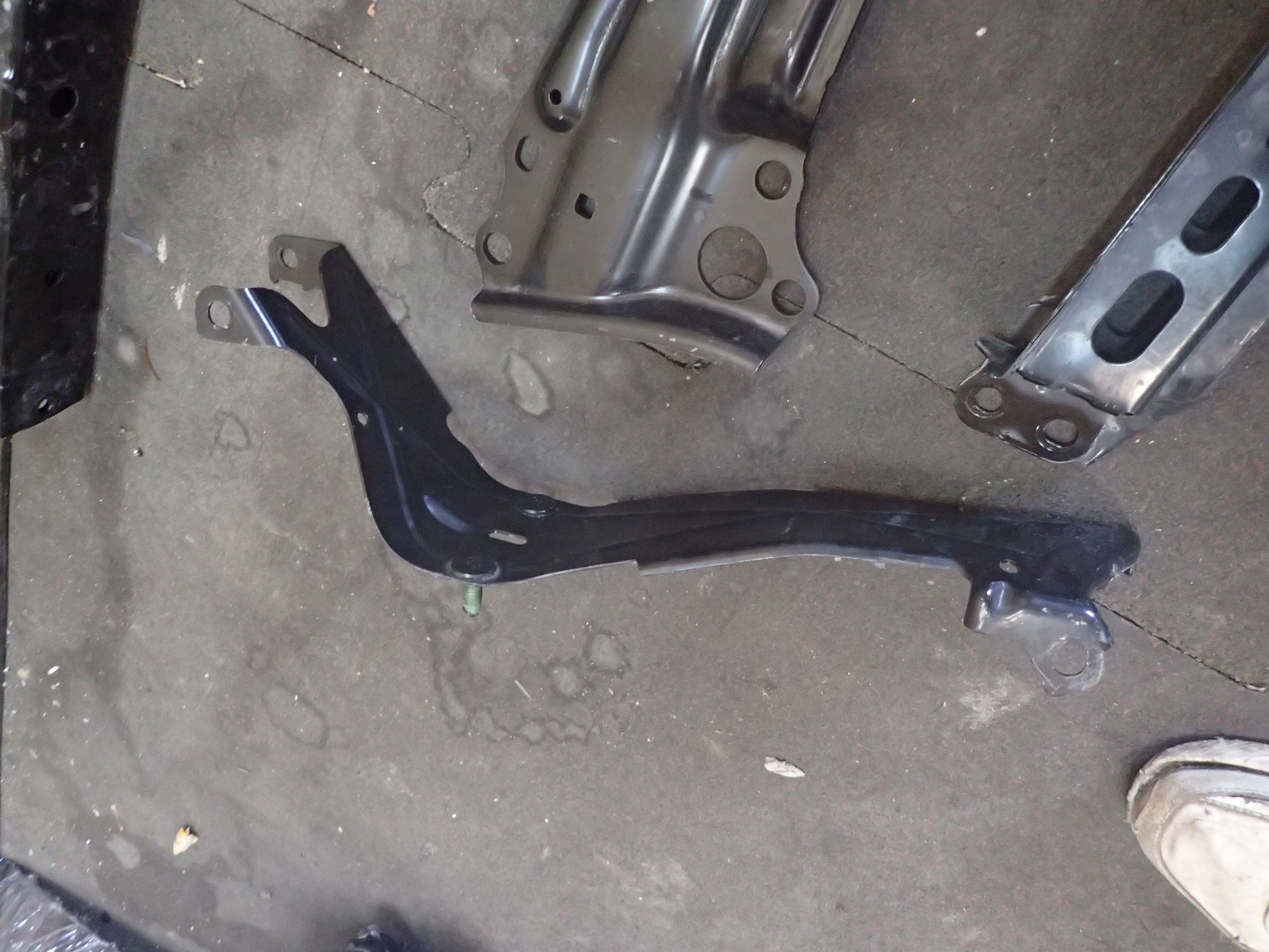 DOL supports axle beam sider AURIS COROLLA RAV 4 LEXUS