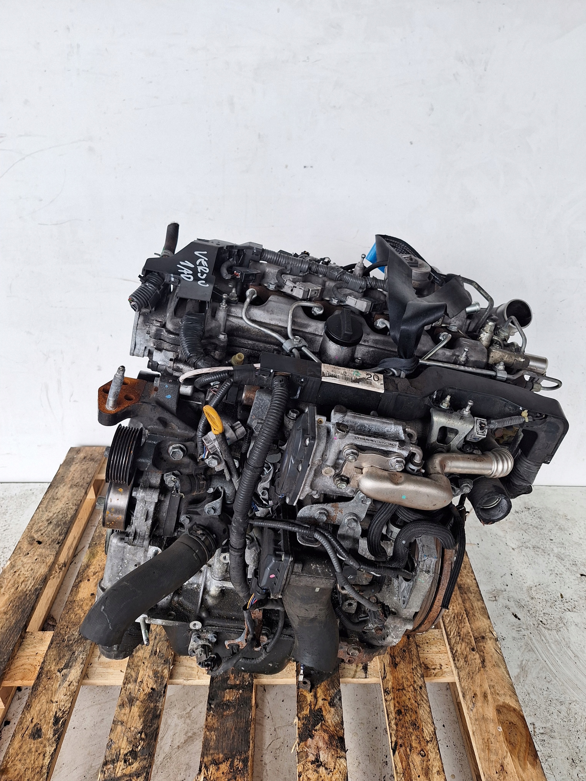 TOYOTA VERSO 09-13 2.0 D4D 1AD Двигатель