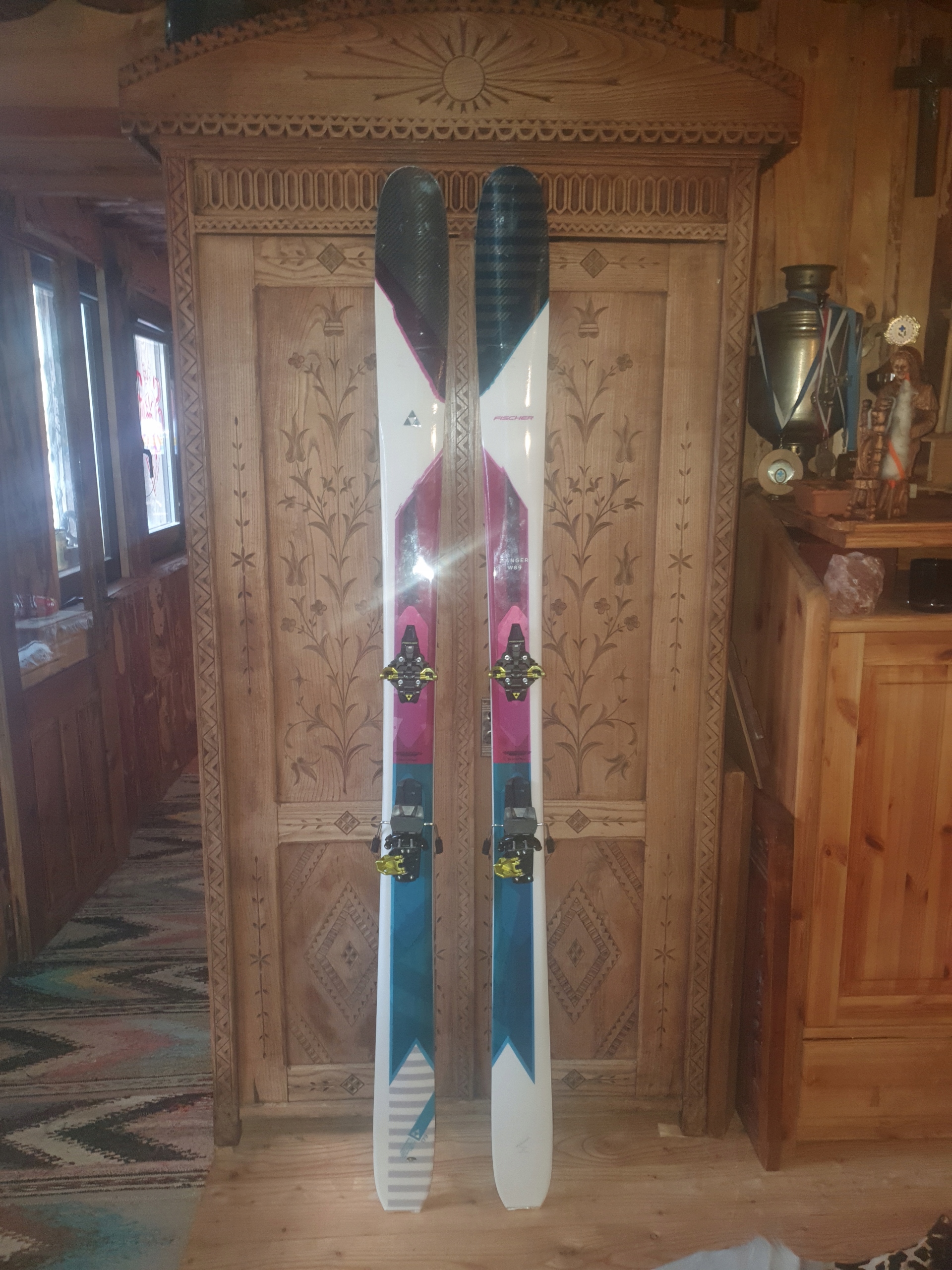 FISCHER RANGER W89 DŁ.179+ WIĄZANIA DYNAFIT CLASSIC ST.