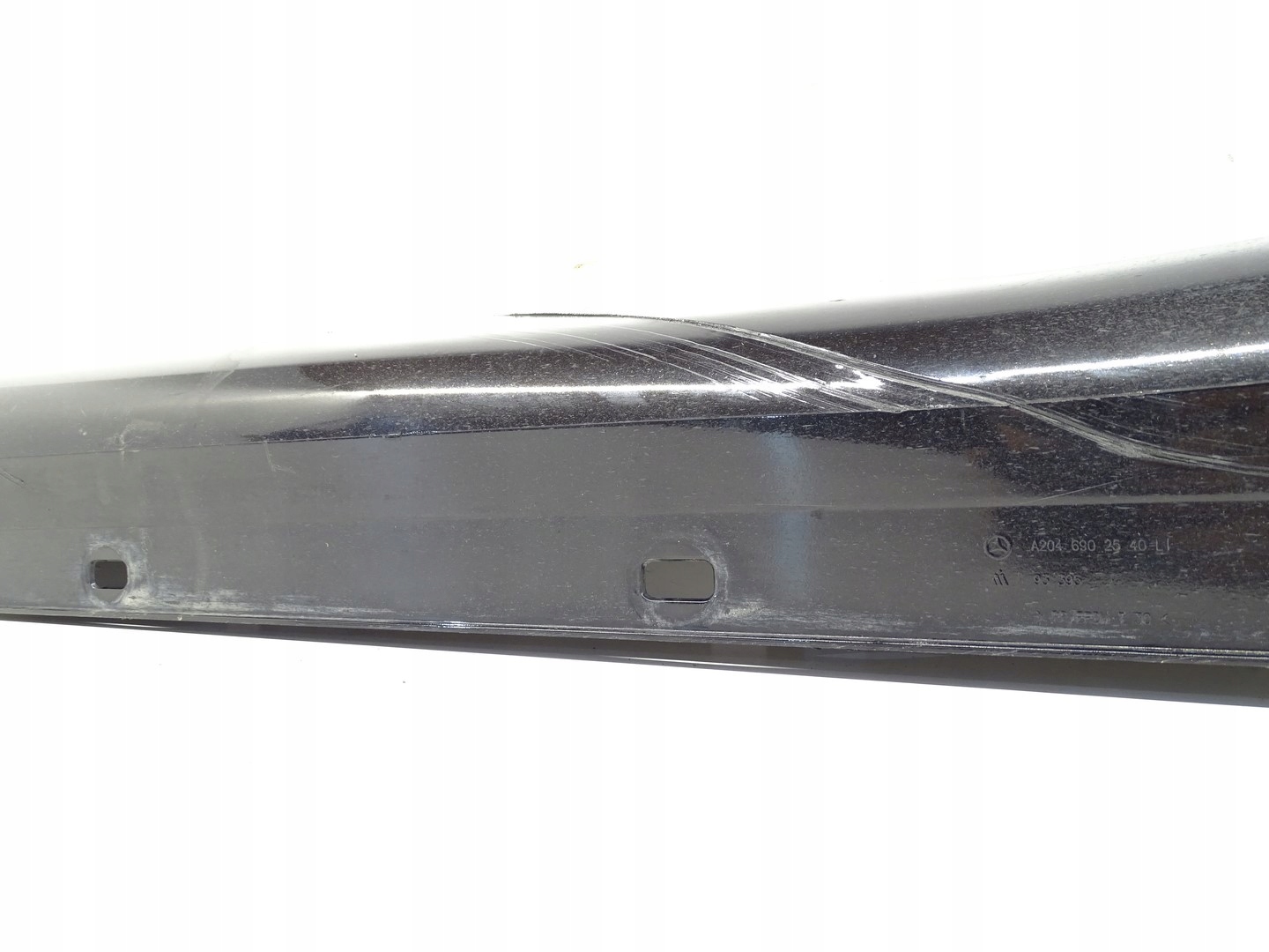 moulding threshold left MERCEDES W204 A2046902540
