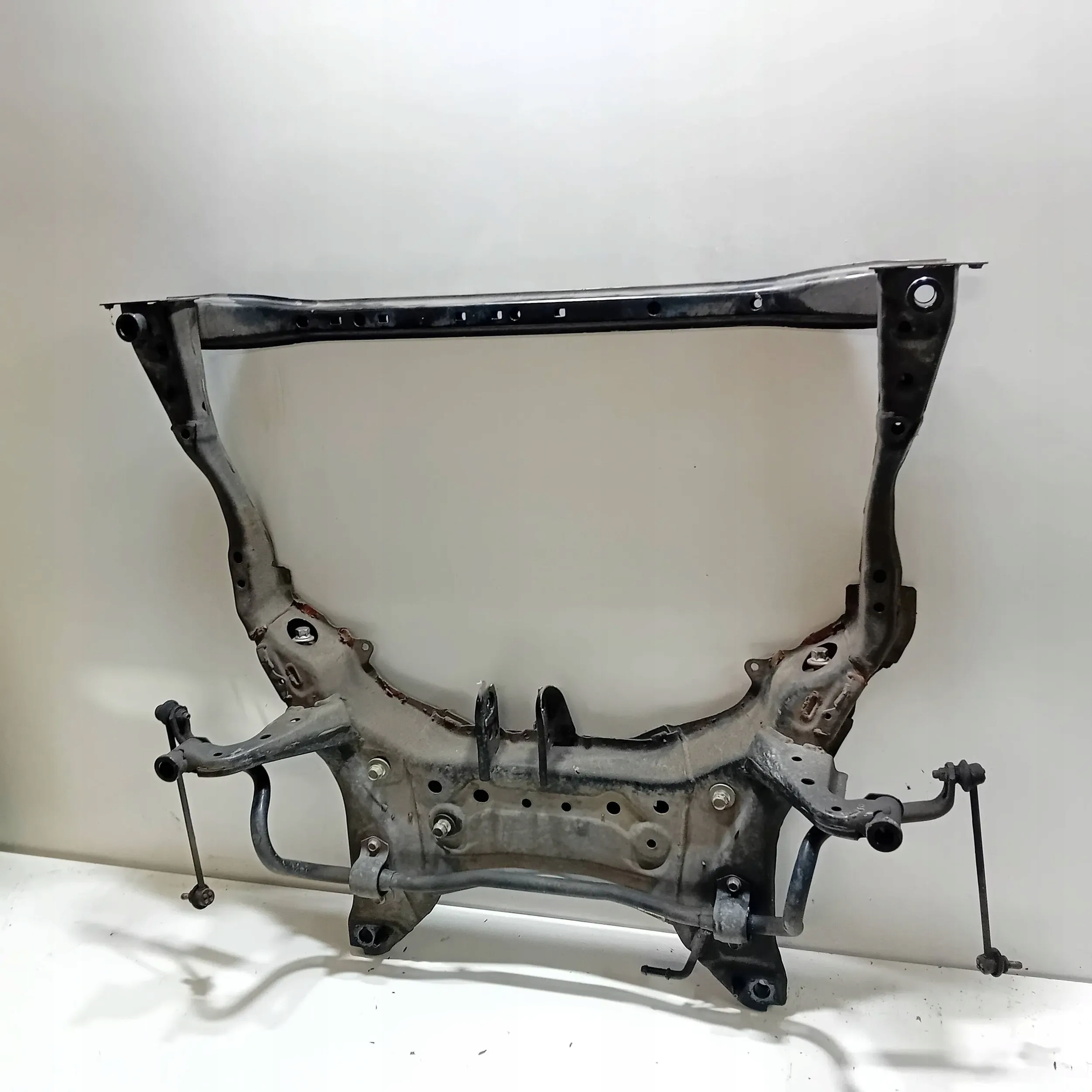 Mazda 3 III BM BN SANKI WSPORNIK TRAWERS RAMA