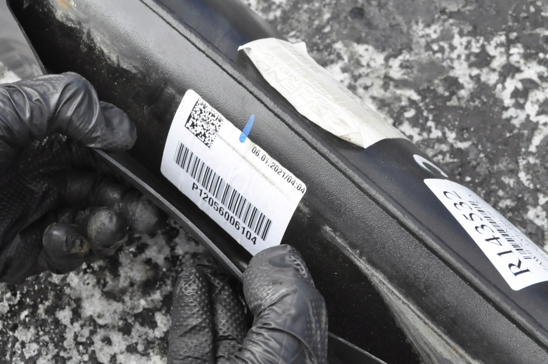 OPEL CORSA F ZAWIESZENIE TYLNE BELKA TYŁ TYLNA Producent części Opel OE