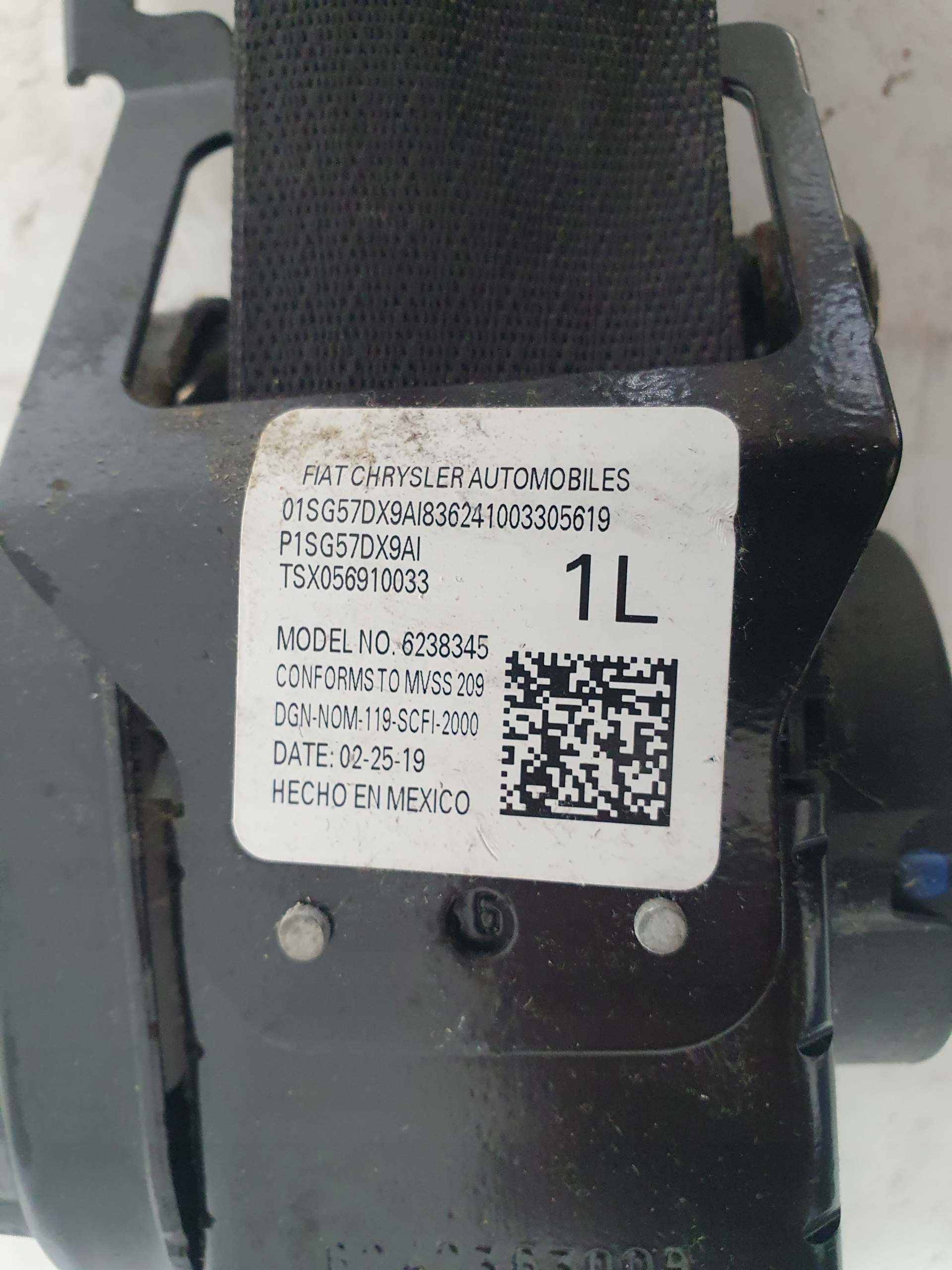 DODGE CHALLENGER 15- tension belt safety front left 1SG57DX9AI