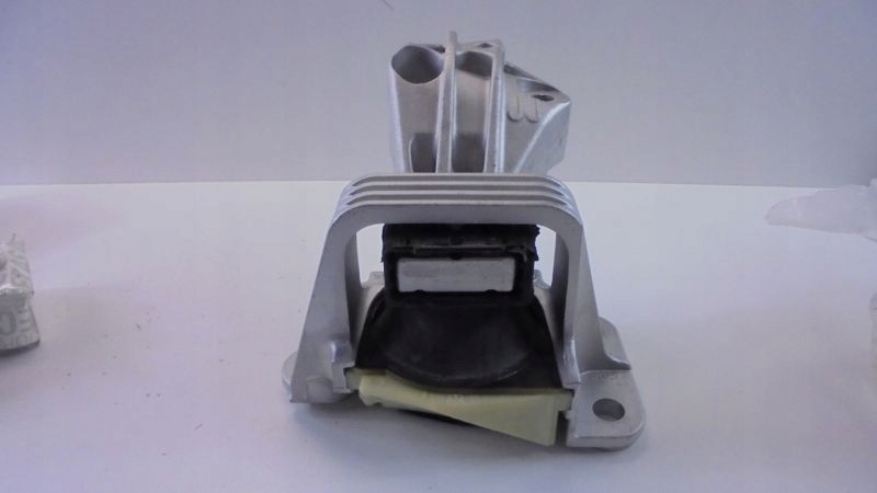 PODUSZKA SILNIKA RENAULT MEGANE III 1.5DCI Typ samochodu Samochody osobowe