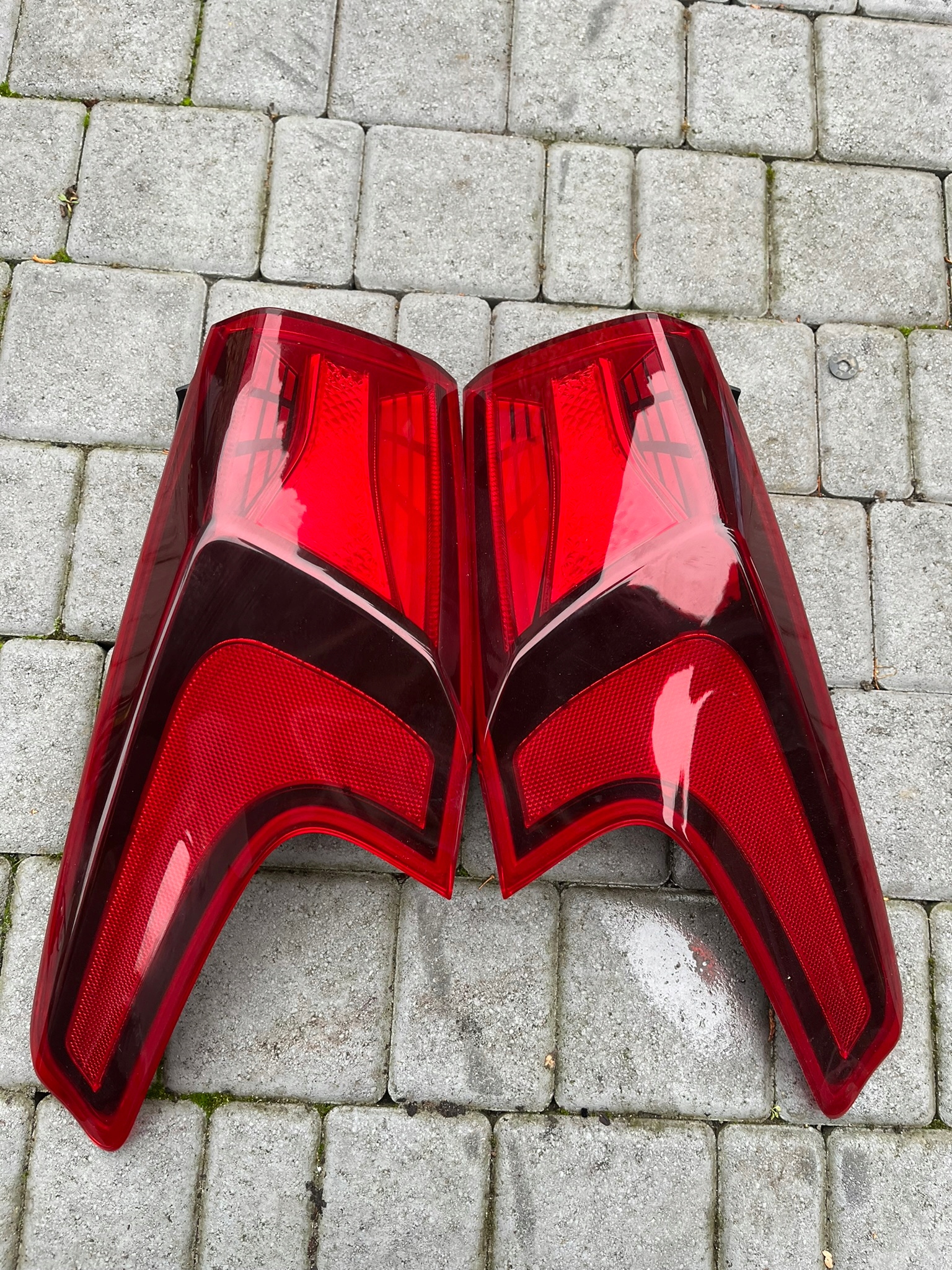 LAMPA TYŁ TYLNA LEWA HYUNDAI SANTA FE IV 2,2 CRDI 2020