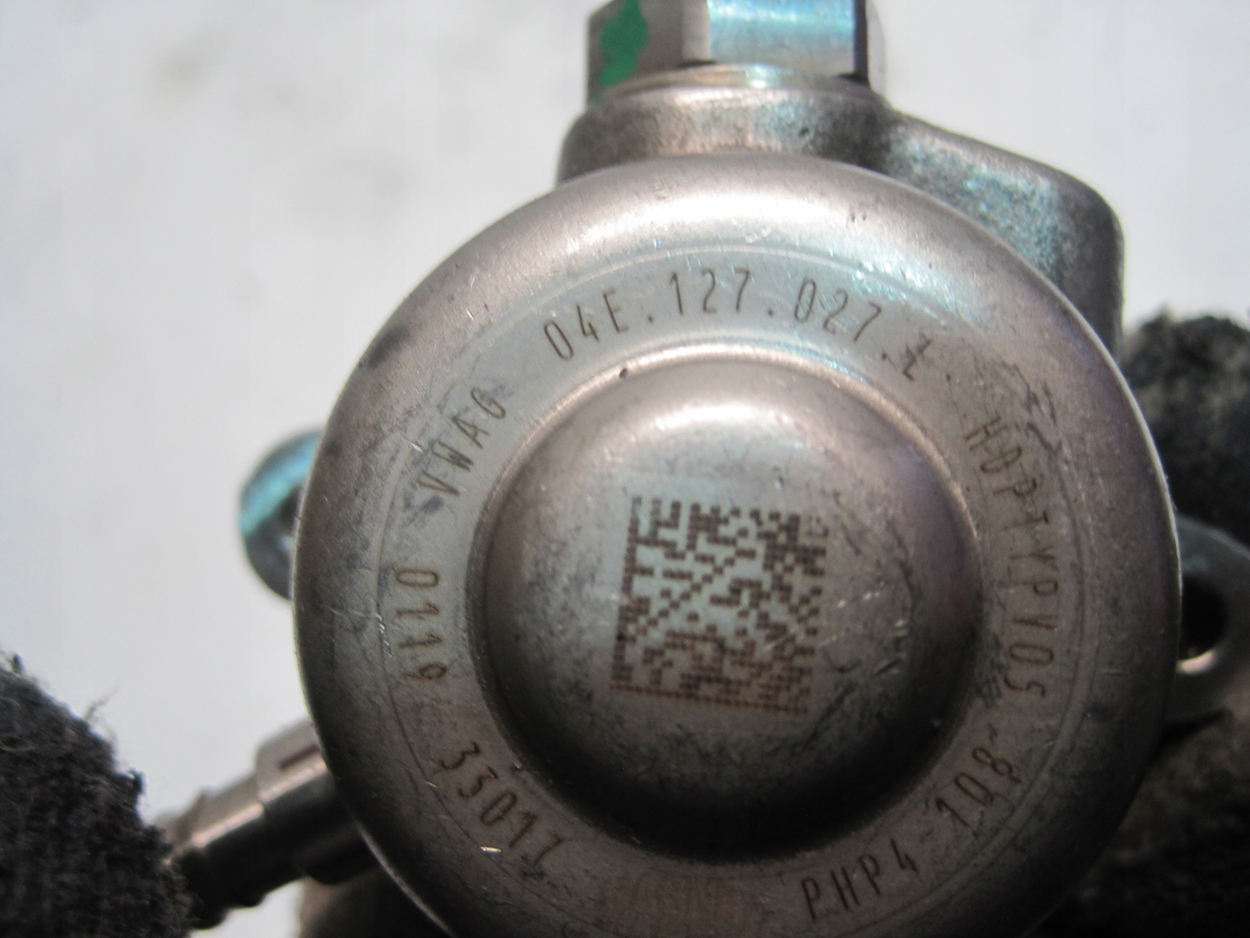 water pump VW POLO 1,0TSI 04E127027L