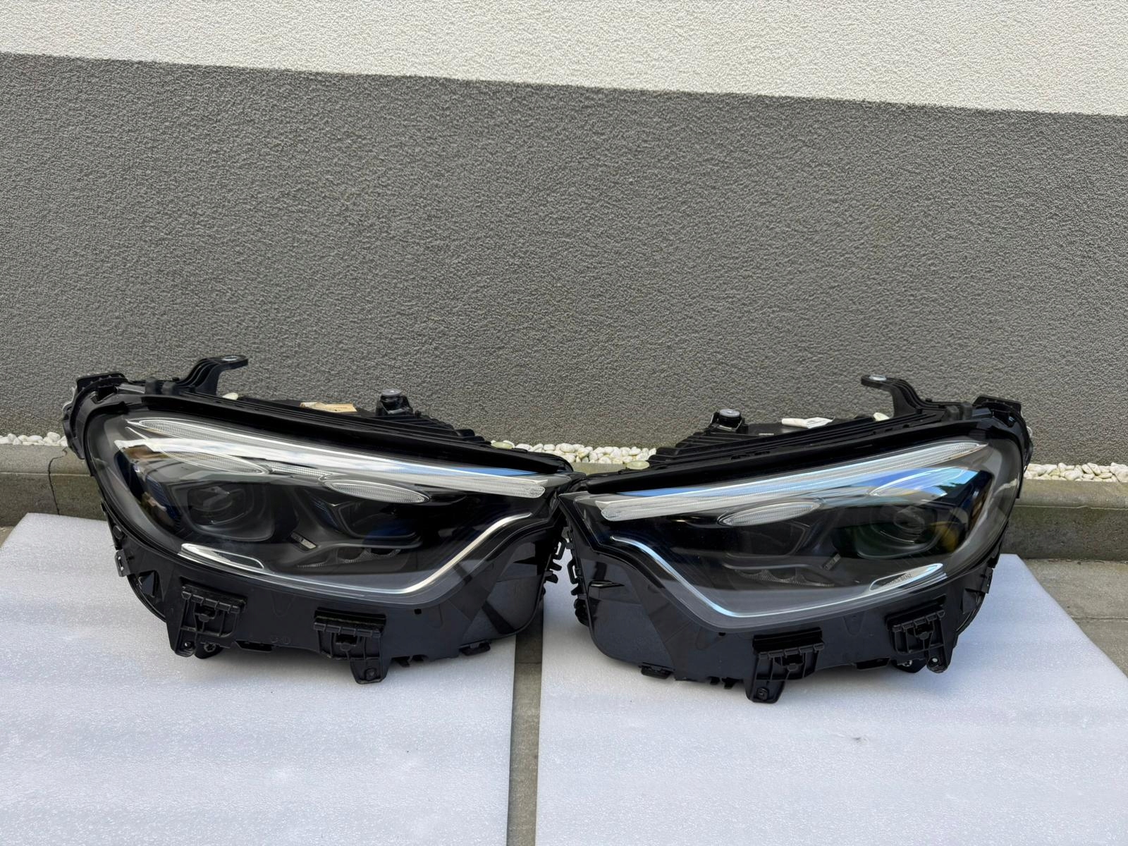 lights Mercedes GLC W254 Digital left right