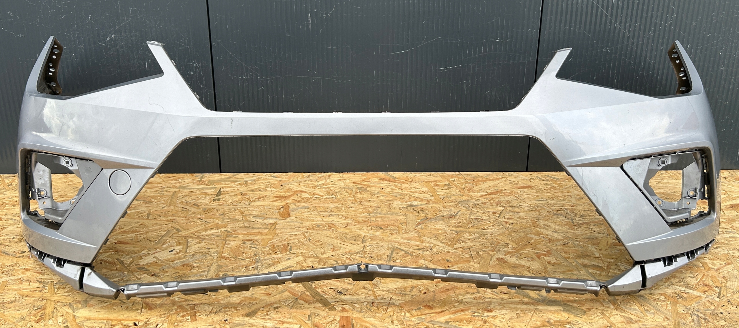 bumper front front SEAT ARONA 17