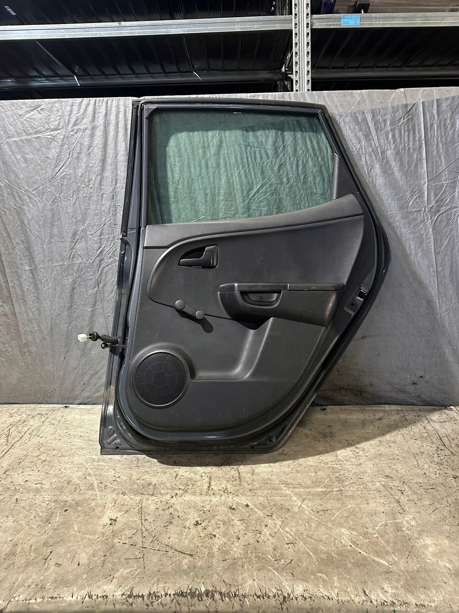 door right rear part KIA VENGA 9A