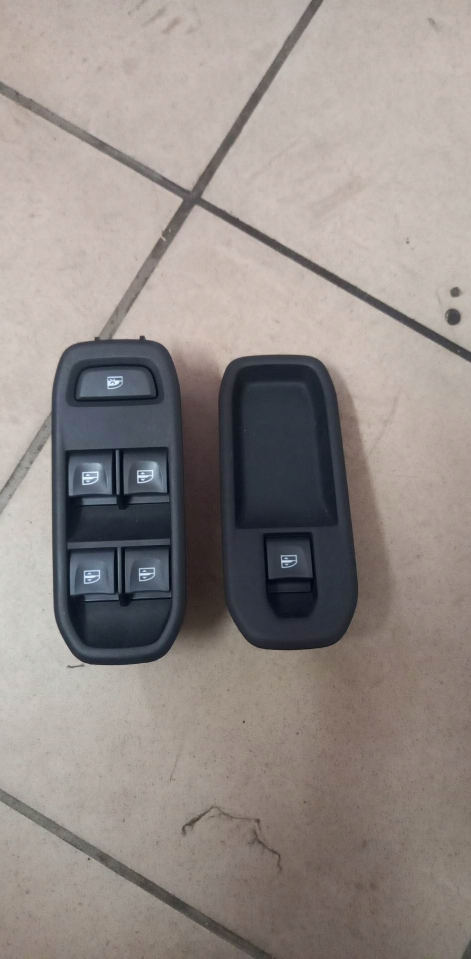 window control switch DACIA DUSTER II