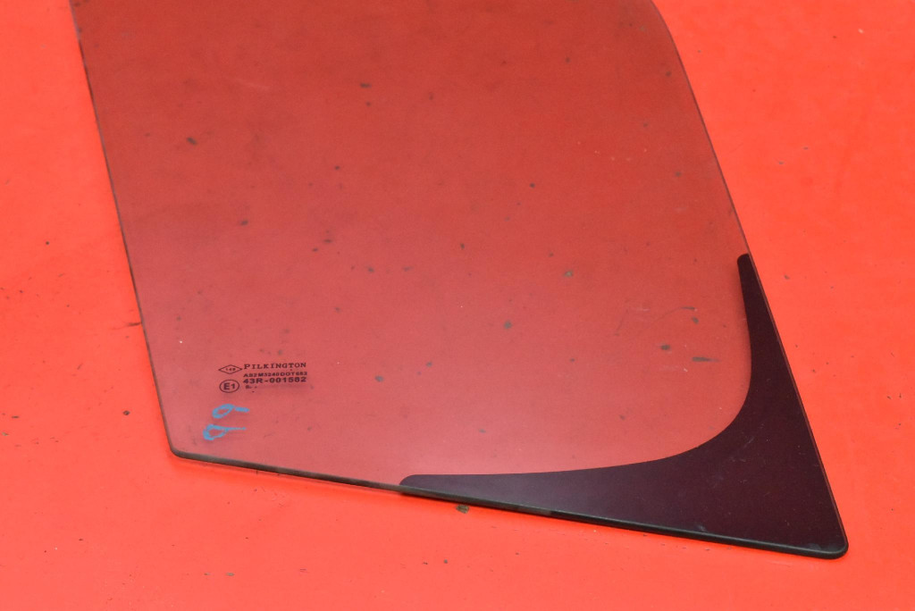 window bodywork right front RENAULT MASTER 3 III LIFT 10-24