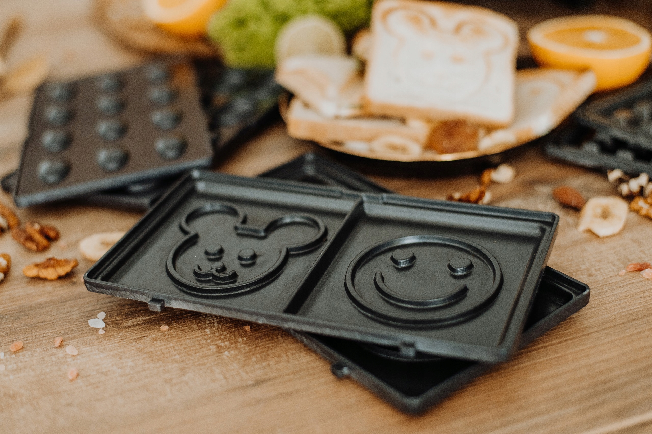 СЕНДВІЧНА ВАФЕЛЬНИЦЯ ГРИЛЬ ТОСТИ ТОРТІЛЬЯ 5-В-1 СЕНДВІЧНА ПОТУЖНІСТЬ макс. 1200 Вт Модель Masterplate