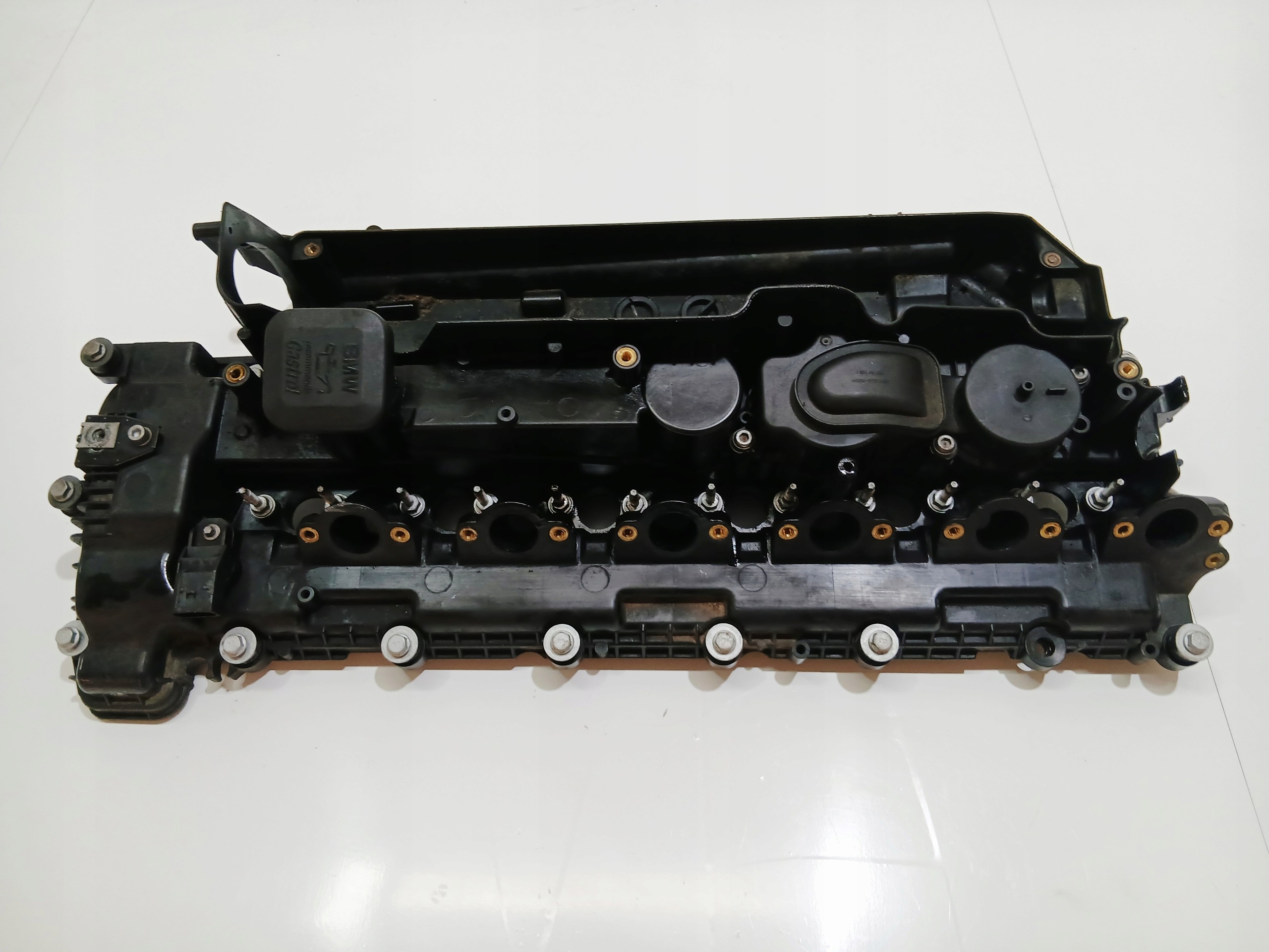 Abdeckung der Ventile BMW E60 E61 306D3 OE 7789395 (0000610)